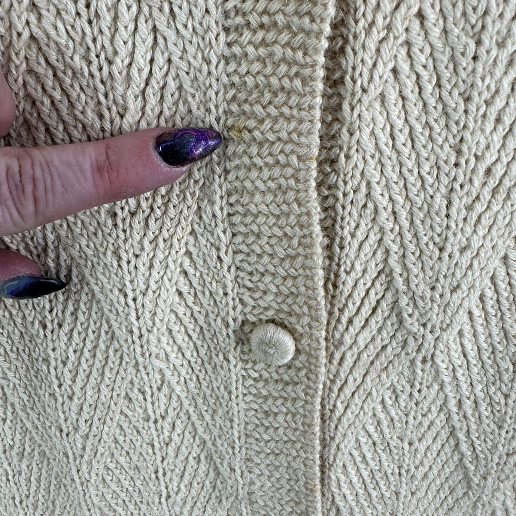 Vintage VINTAGE Hand-Knit 100% Alpaca Sweater Ivory Womens Medium Pullover Crew Neck Long Sleeve Boho Classic Size M / US 6-8 / IT 42-44 - 7 Thumbnail