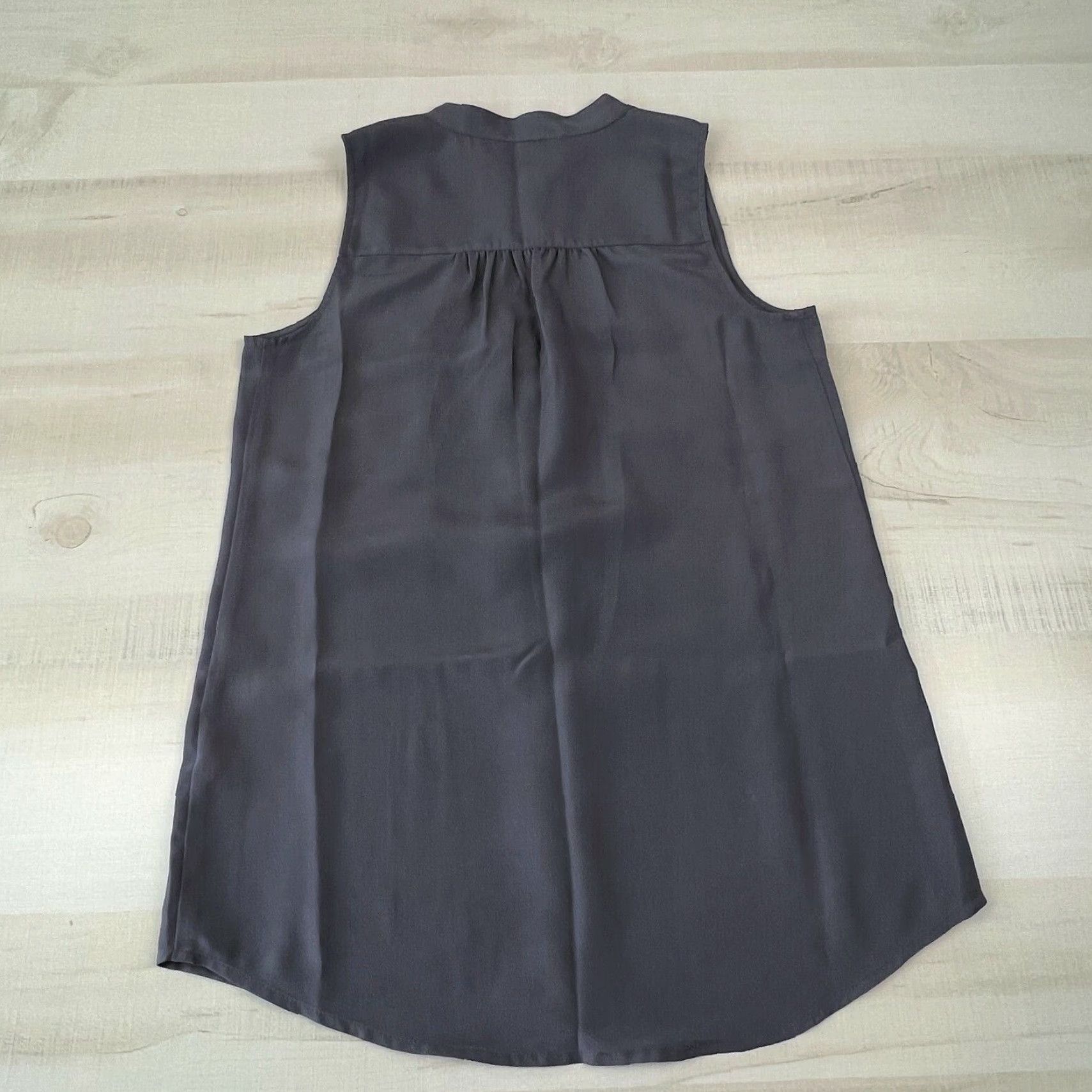 J.Crew J Crew Womens Sleeveless Shirt Gray Button Down Blouse Size XS / US 0-2 / IT 36-38 - 6 Thumbnail