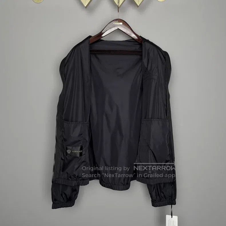 Versace Versace Main line hooded thin windproof jacket jacket Size US L / EU 52-54 / 3 - 7 Thumbnail