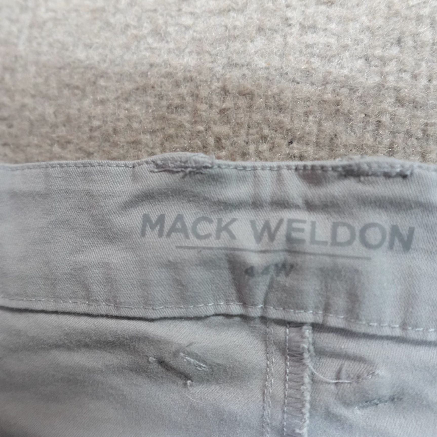 Vintage Mack Weldon Shorts 44 Gray Chino Solid 7" Cotton Blend Regular Men Size US 44 / EU 60 - 7 Thumbnail