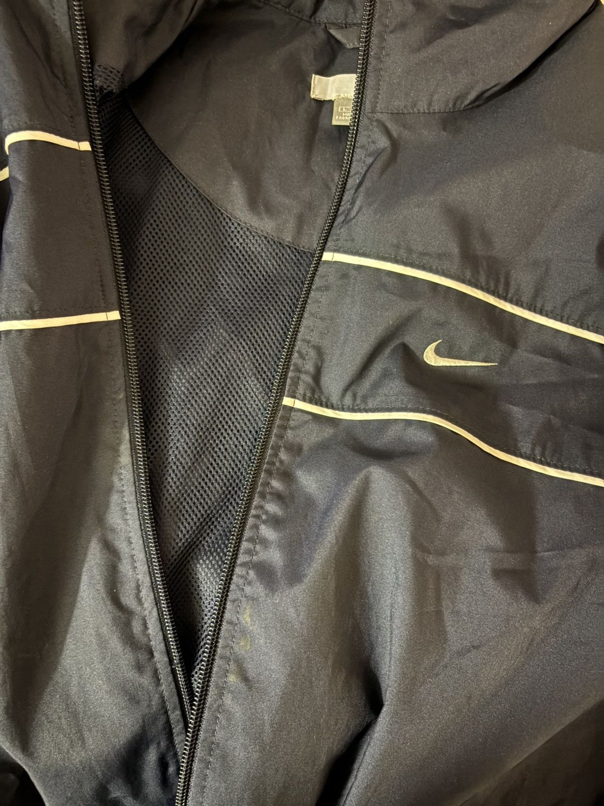 Nike VINTAGE NIKE TRACK JACKET Size US L / EU 52-54 / 3 - 3 Thumbnail