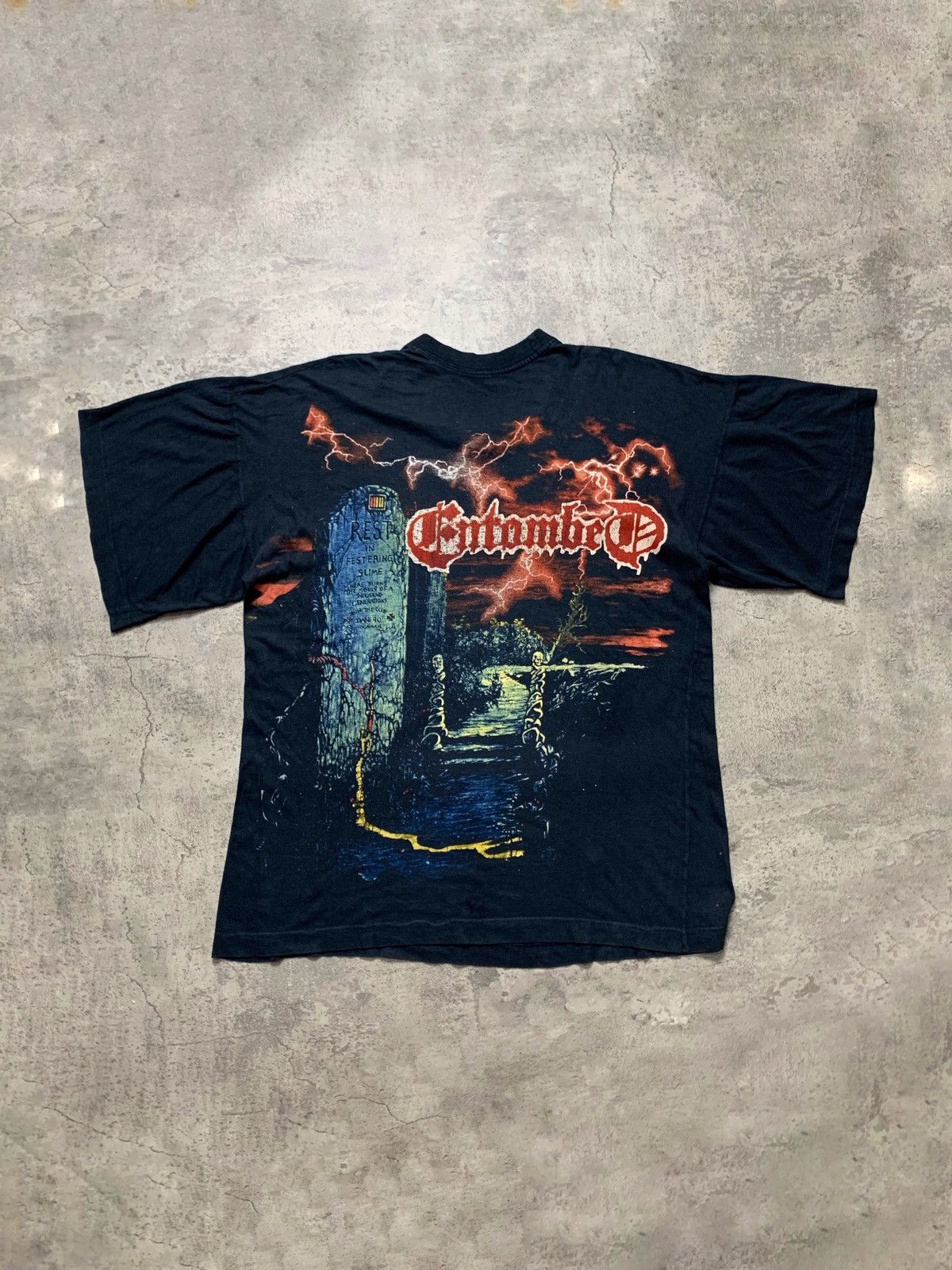 Band Tees 90s Entombed Empire Vintage Death Metal Band Tee Size US L / EU 52-54 / 3 - 2 Thumbnail