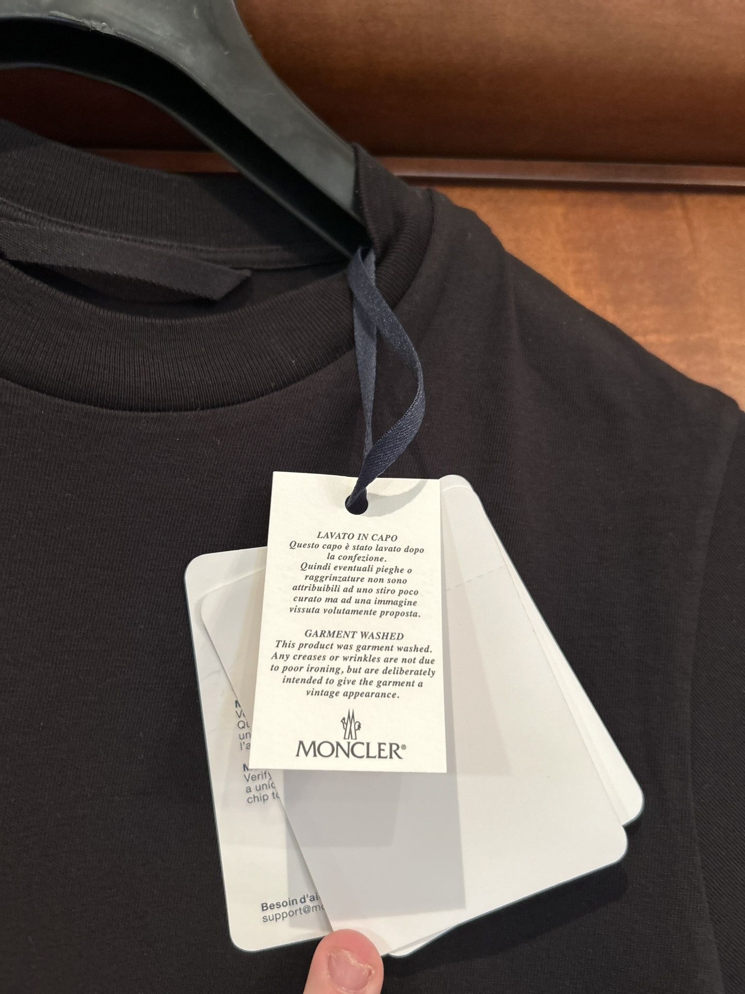 Moncler Moncler Heart Tee Size US S / EU 44-46 / 1 - 5 Thumbnail