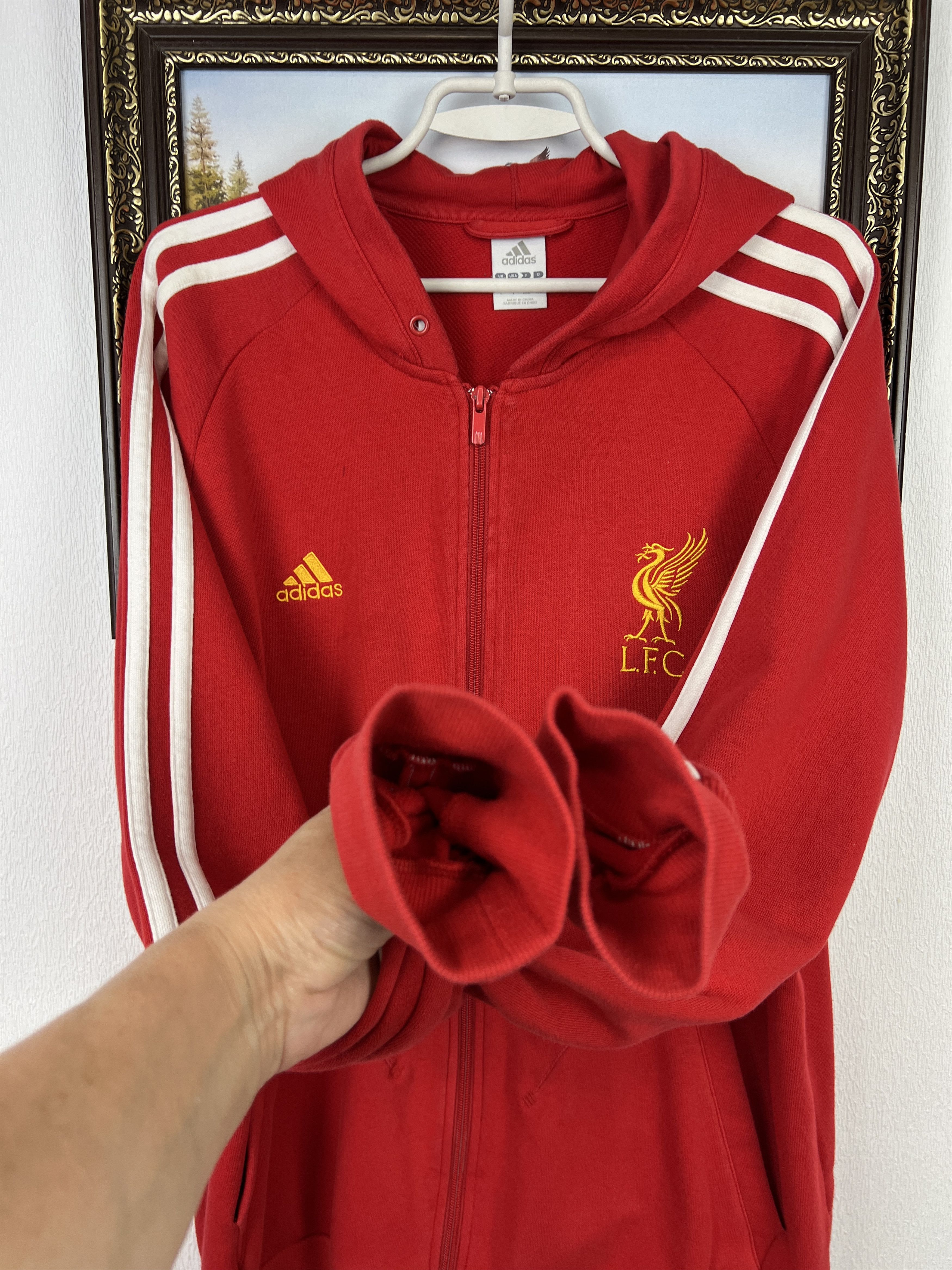 Adidas Vintage Adidas Liverpool Football Hoodie Jacket YNWA Size US L / EU 52-54 / 3 - 5 Thumbnail