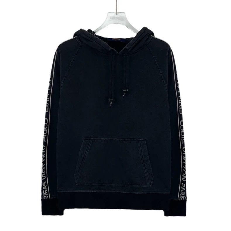 Louis Vuitton Louis Vuitton Black side logo monogram printed cotton hood Size US M / EU 48-50 / 2 - 1 Thumbnail
