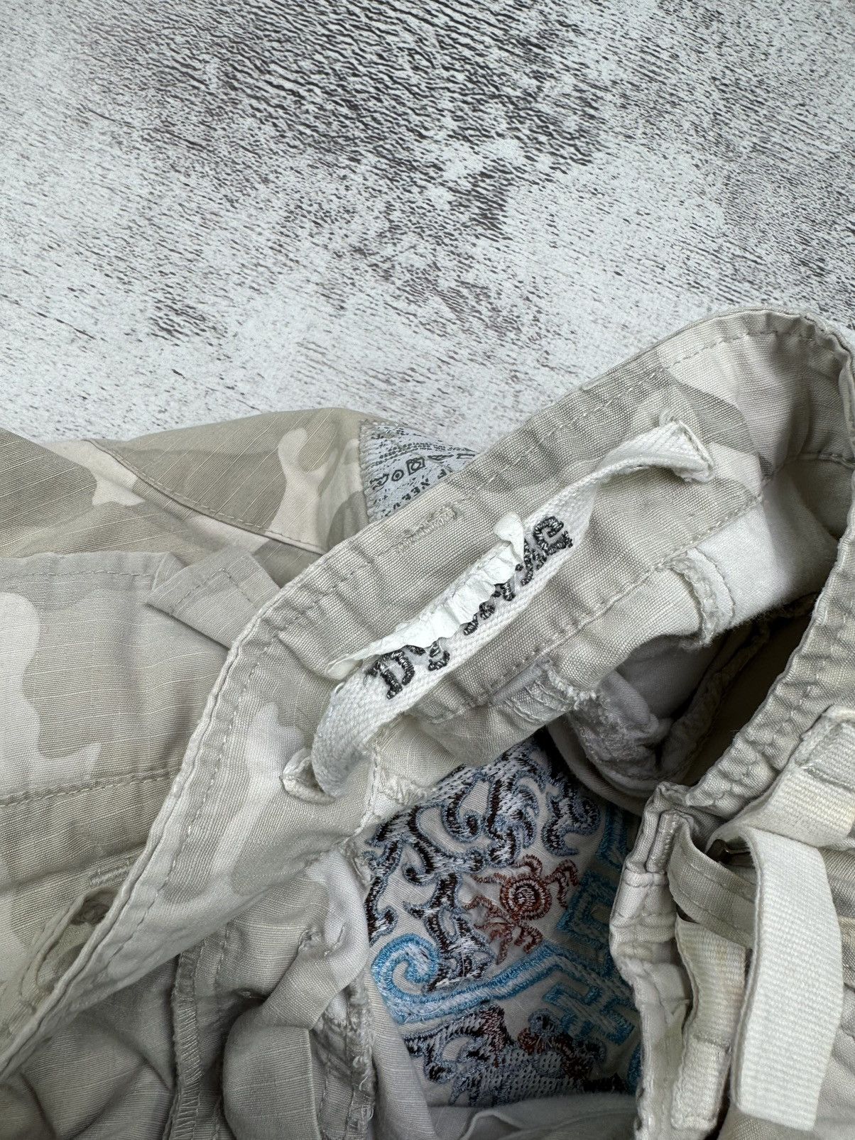 Japanese Brand Vintage Rare Y2K Japanese Rare Camo Da-Nang Cargo Pants Size US 30 / EU 46 - 16 Thumbnail