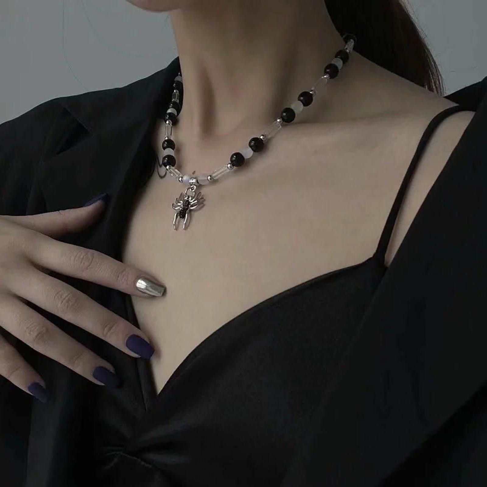 Jewelry Spider Pendant Necklace Size ONE SIZE - 3 Thumbnail
