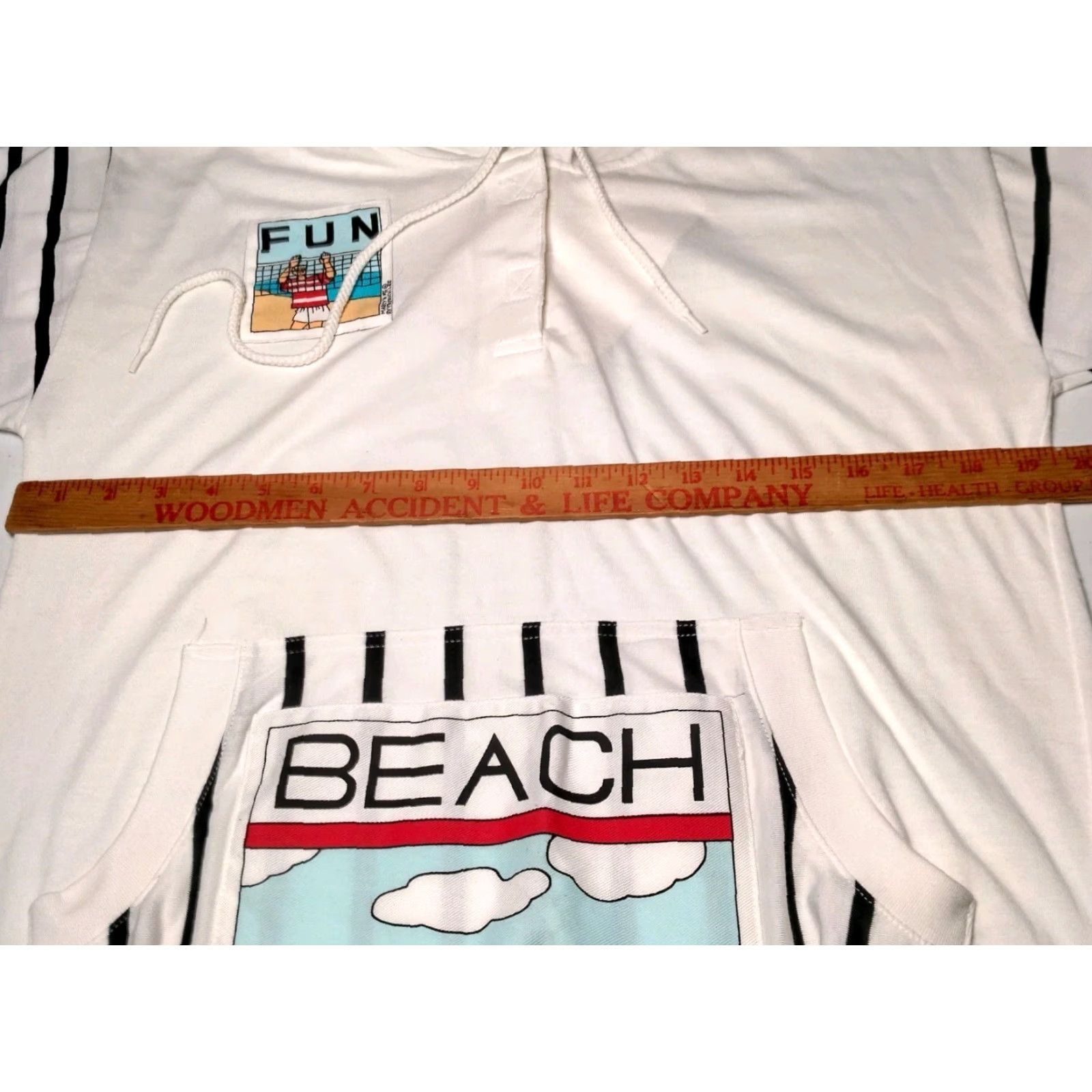 Etro VINTAGE Garbanzo Shirt Women S Hooded T Shirt 80s Beach Retro White Short Sleeve Pullover Knit Polyester Patch Beach Volleyball NOS Size S / US 4 / IT 40 - 6 Thumbnail