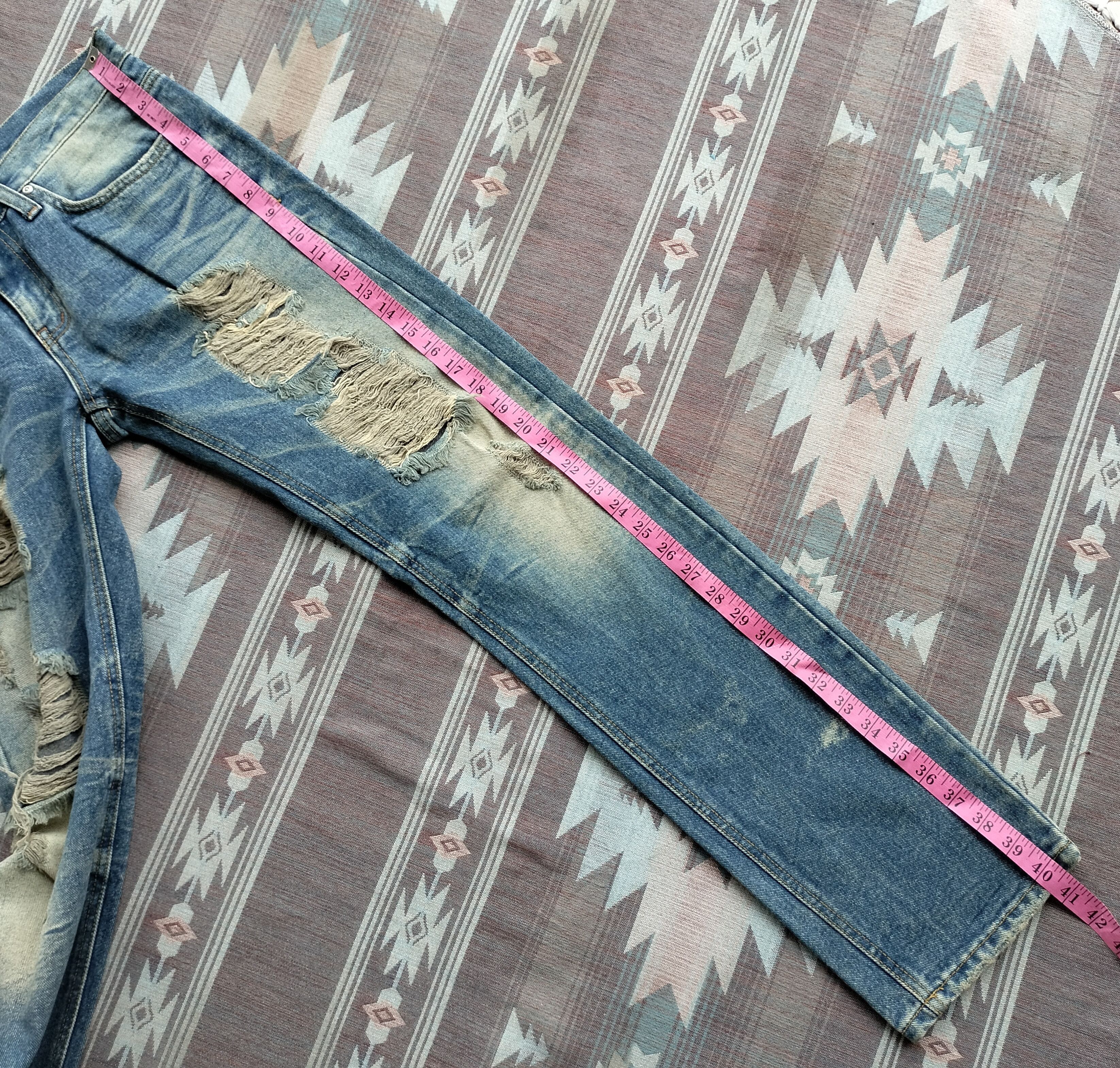 Tornado Mart Example mud wash distressed denim Size US 33 - 14 Thumbnail