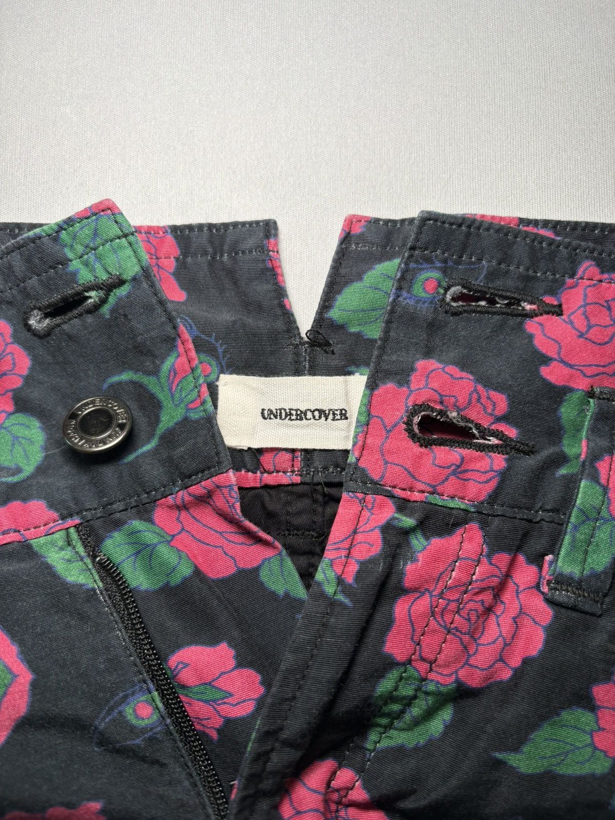 Undercover Undercover SS13 “Talking Heads” Roses & Lips Shorts Size 28" / US 6 / IT 42 - 7 Thumbnail