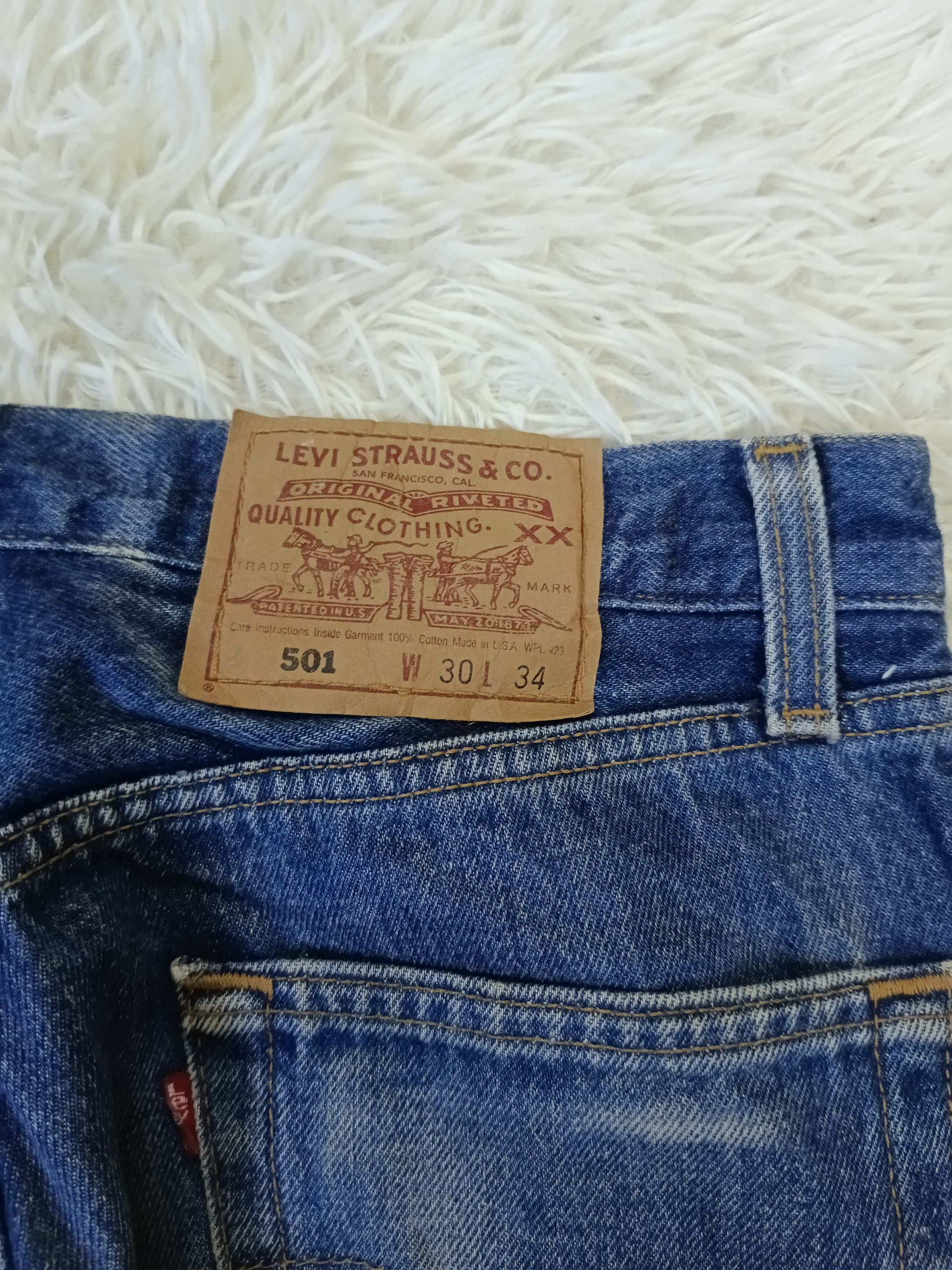 Levi's Vintage Clothing VINTAGE 90s LEVIS 501 DENIM PANTS Size US 29 - 7 Thumbnail
