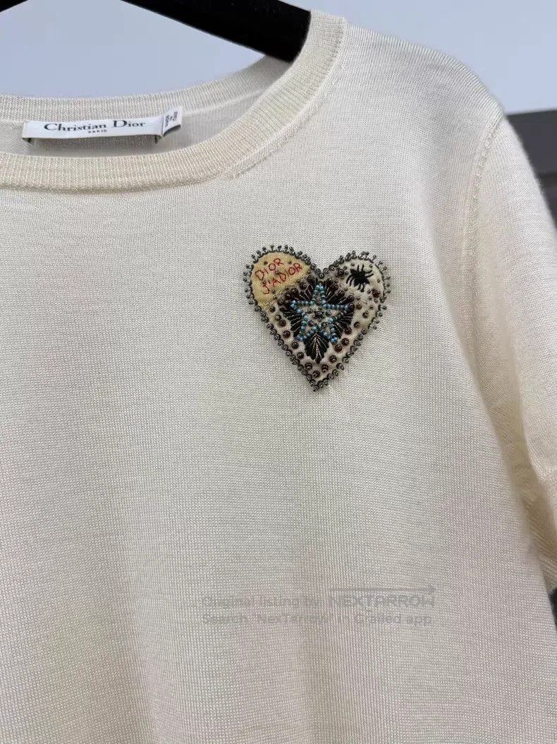 Dior Dior Beige beaded cashmere short sleeves Size XS / US 0-2 / IT 36-38 - 2 Thumbnail
