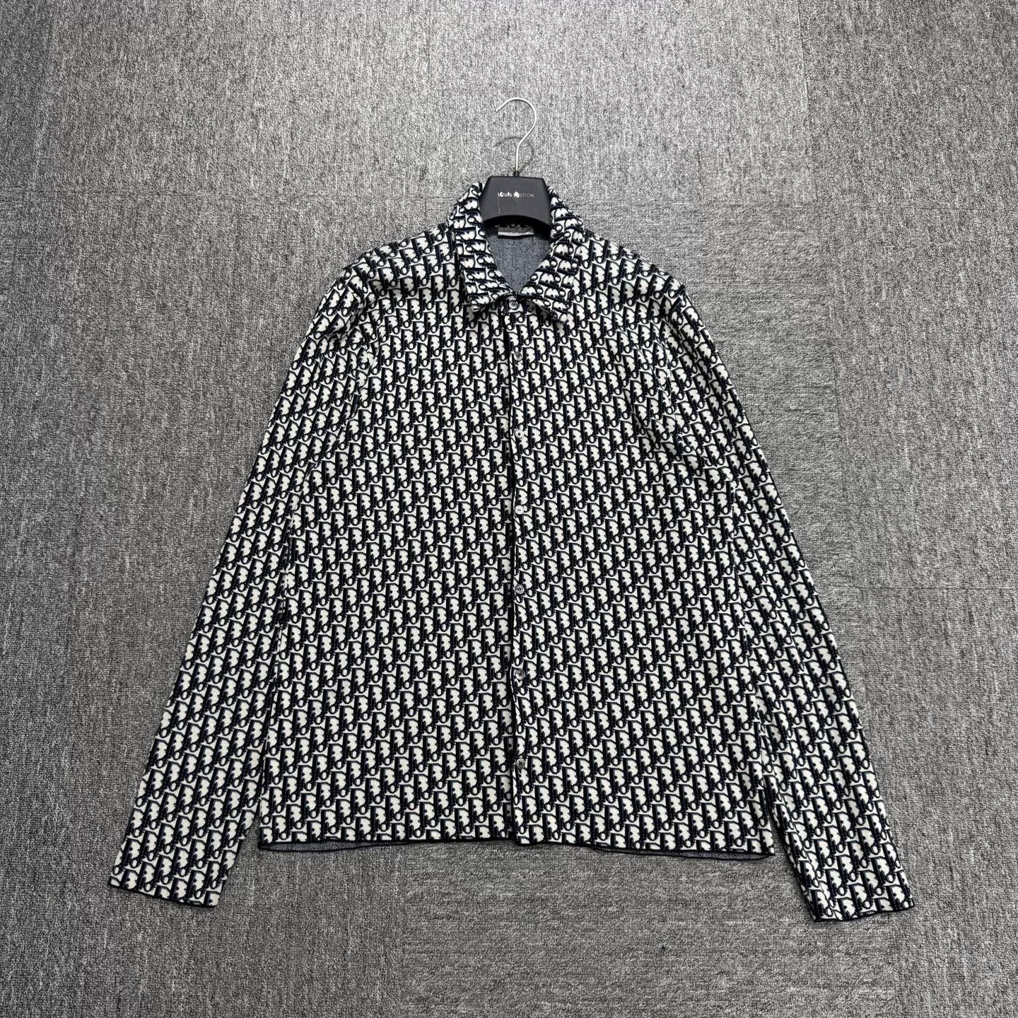 Dior dior monogram long sleeve shirt men. Size US L / EU 52-54 / 3 - 1 Thumbnail