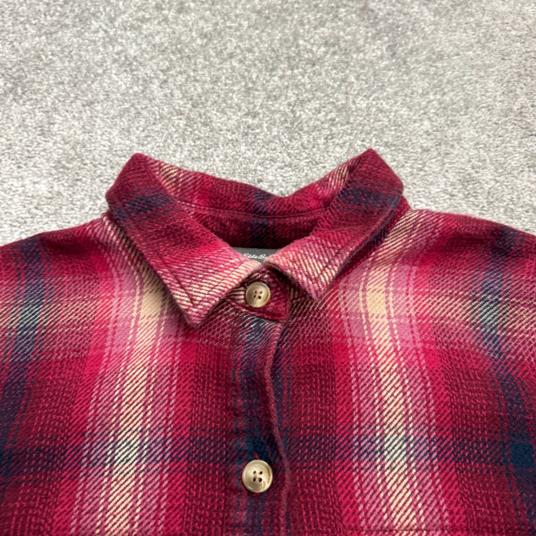 Eddie Bauer Eddie Bauer Button-Down Flannel Shirt Womens Small Red Plaid Cotton Size S / US 4 / IT 40 - 3 Thumbnail