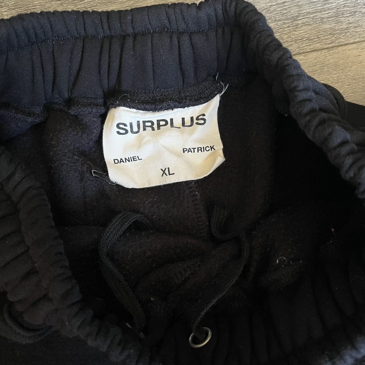 Daniel Patrick Daniel Patrick Surplus Logo Sweatshorts Black White Size XL Size US 30 / EU 46 - 7 Thumbnail