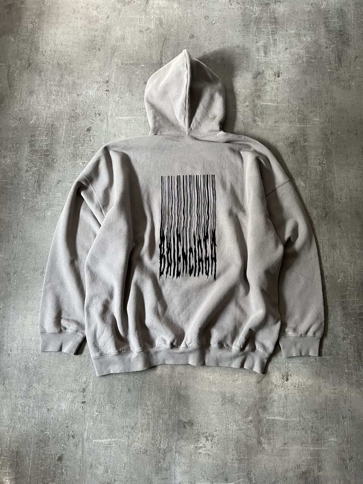 Balenciaga Balenciaga barcode print hoodie gray Size US S / EU 44-46 / 1 - 1 Thumbnail