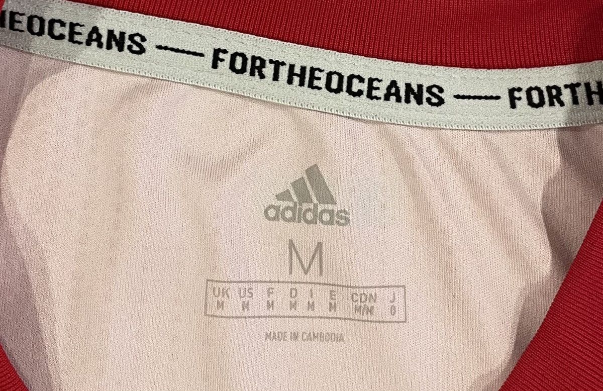 Nike Adidas 2018/19 Real Madrid Home Soccer Jersey Men’s Medium Size US M / EU 48-50 / 2 - 4 Thumbnail