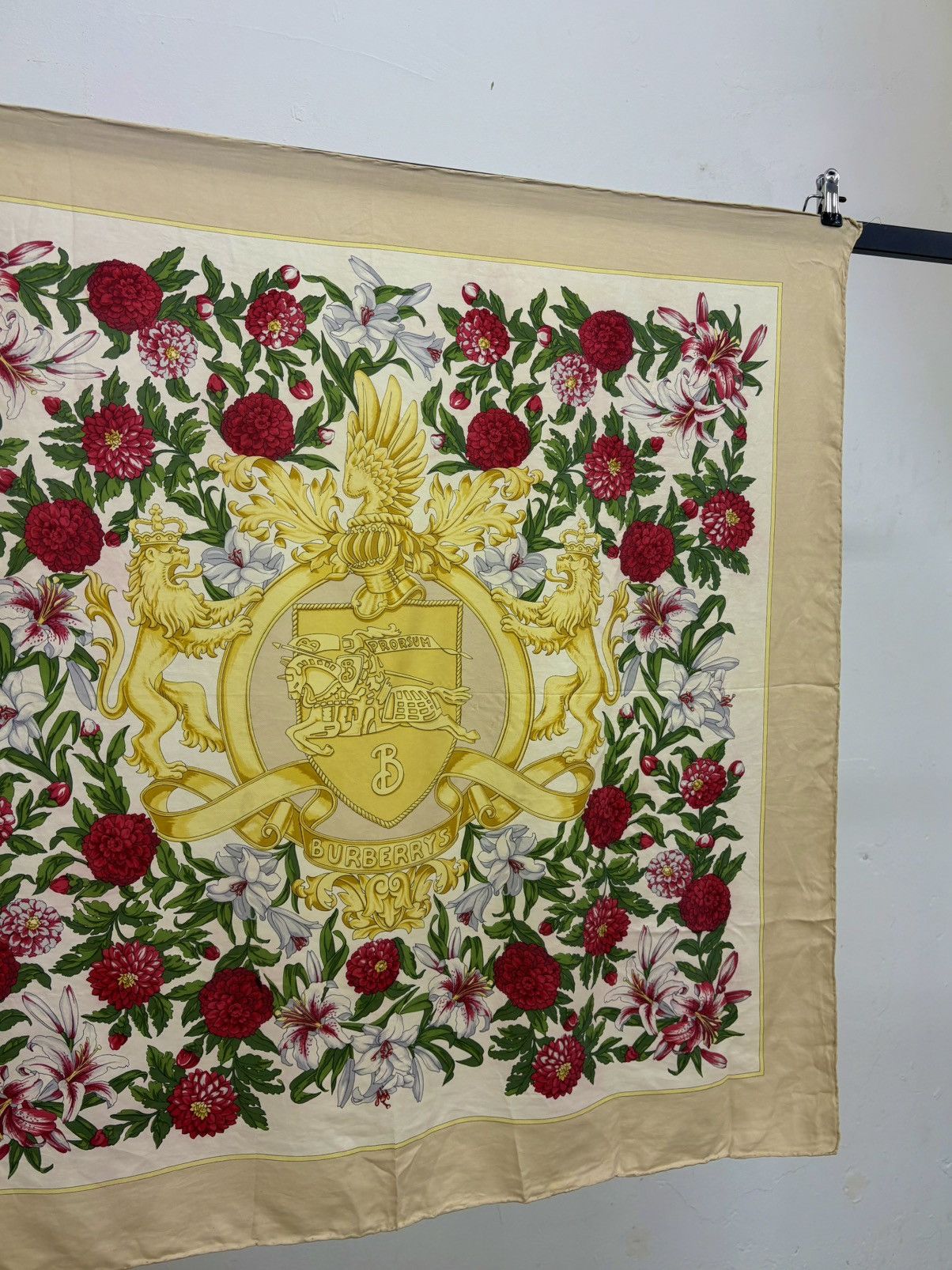 Burberry 90s Burberry Prorsum Golden Horse and Lion print silk scarf Size ONE SIZE - 3 Thumbnail