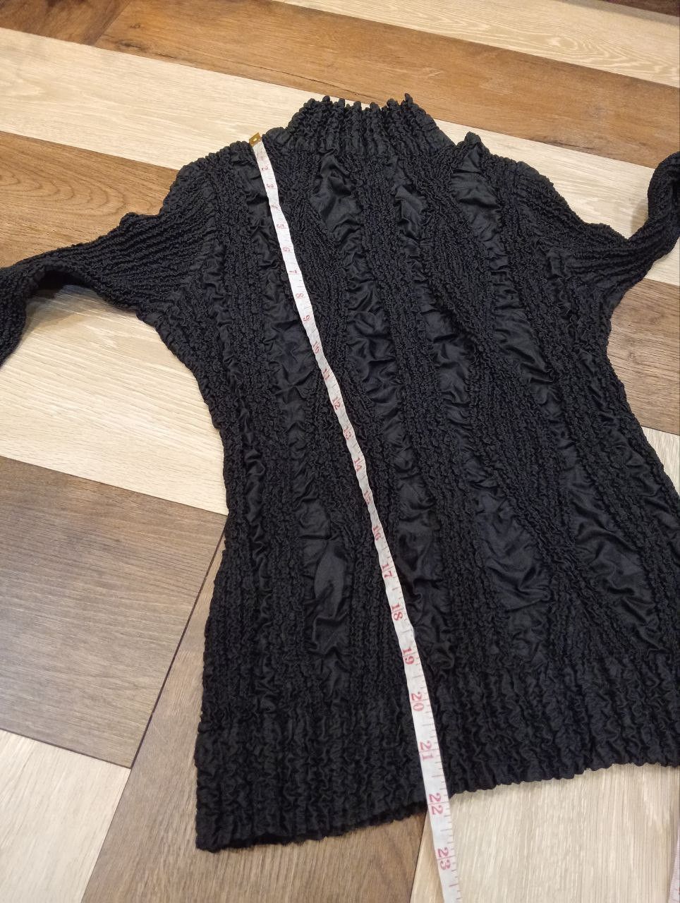 Japanese Brand JAPANESE PEPLUM BY YOSHIKI HISHINUMA PLEATED TURTLE NECK Size ONE SIZE - 9 Thumbnail