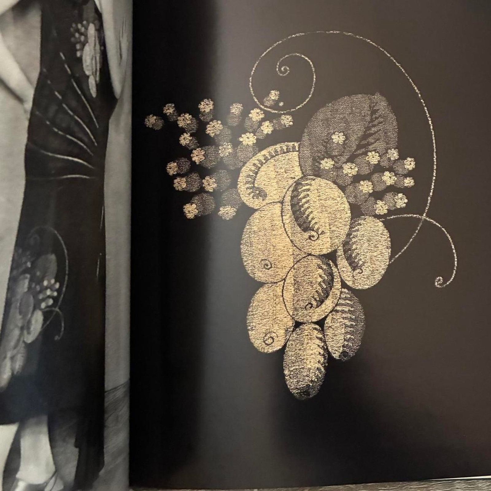 Japanese Brand × Vintage Madeleine Vionnet Memoire de la mode hardcover Book Size ONE SIZE - 3 Thumbnail