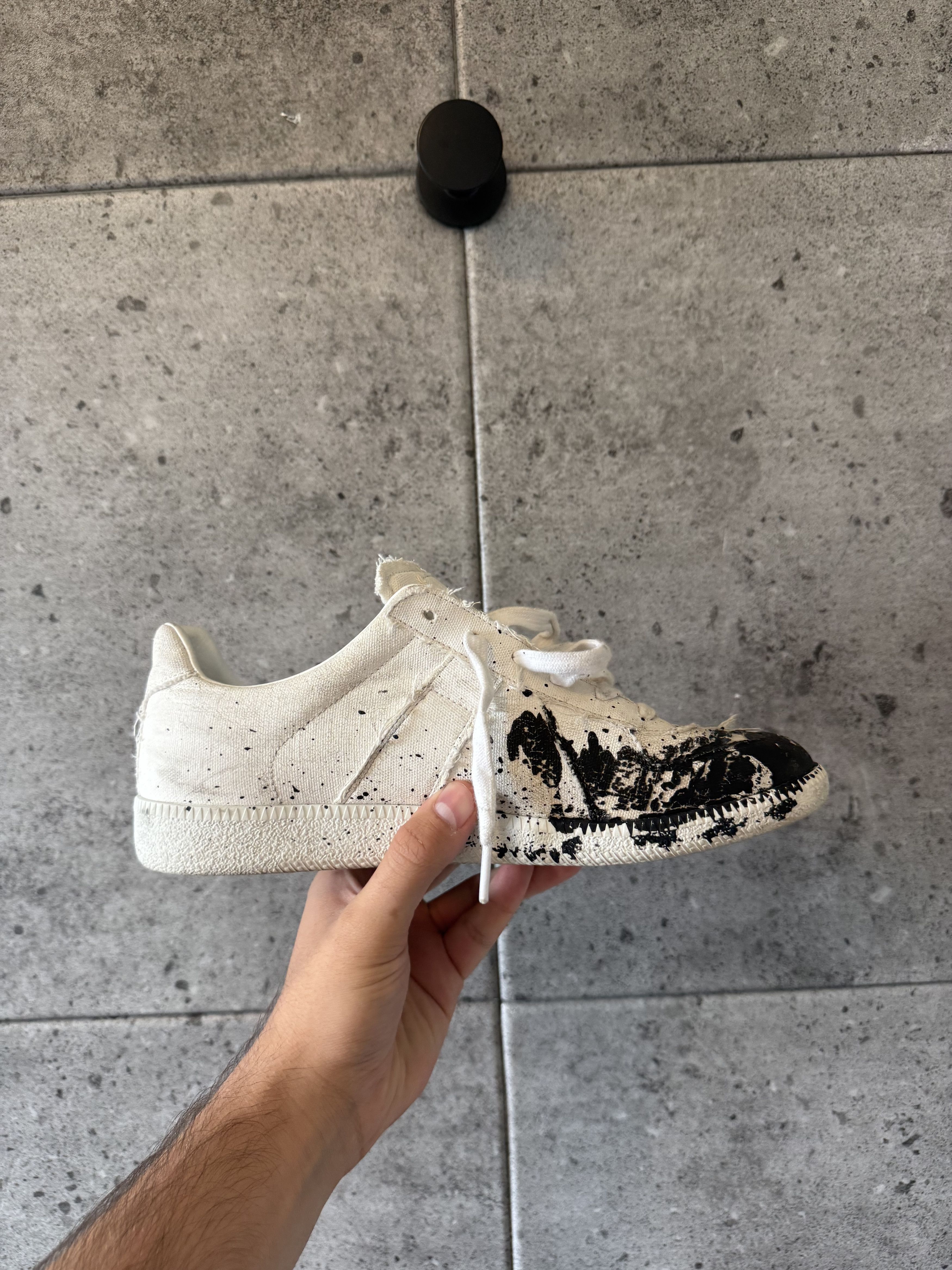 Maison Margiela Maison Margiela canvas paint splatter sneakers Size US 9 / EU 42 - 12 Thumbnail