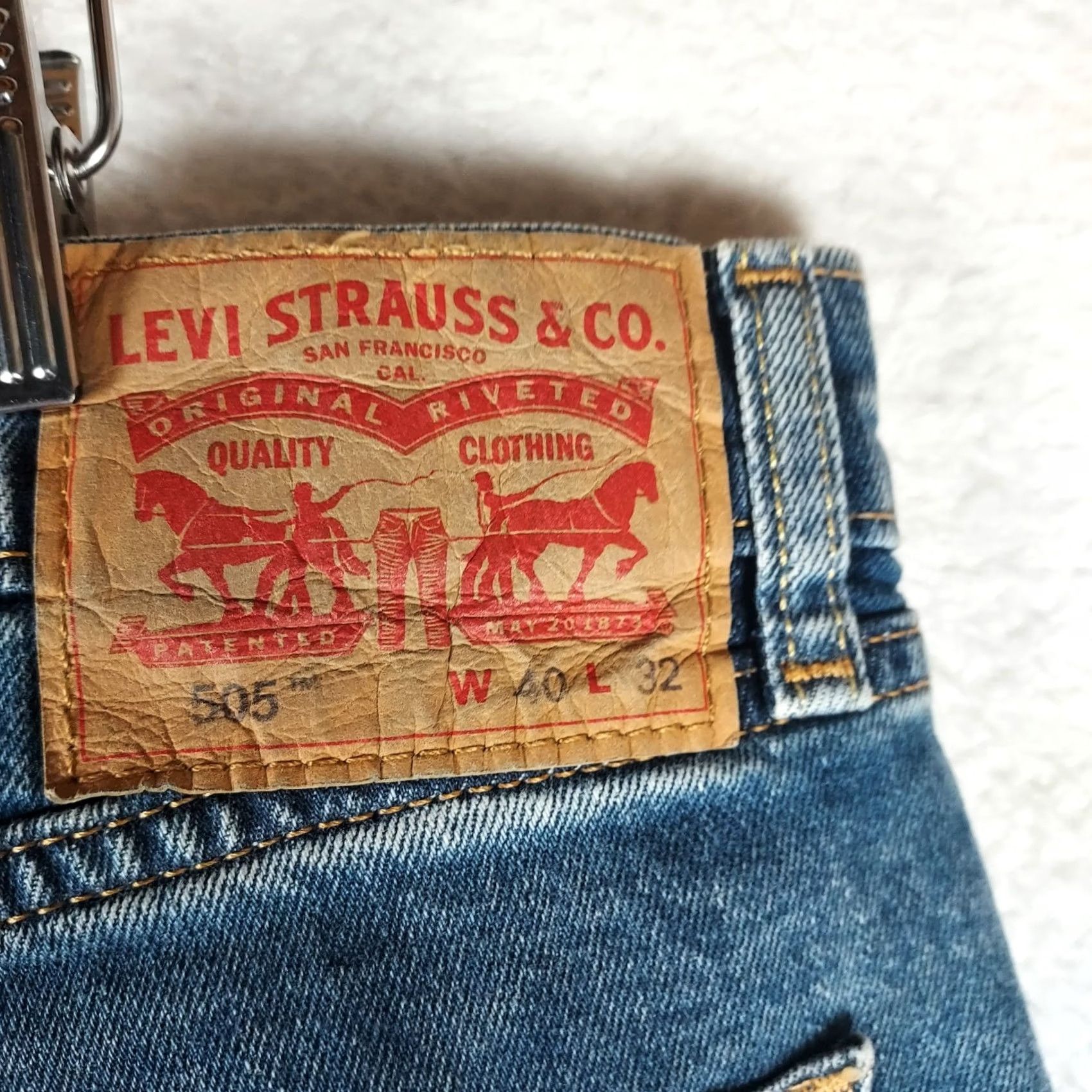 Levi's Levi’s 505 Regular Fit Straight Jeans Men W40 L32 Blue Denim Zip 5-Pocket Cotton Regular Inseam 32 Size US 40 / EU 56 - 5 Thumbnail