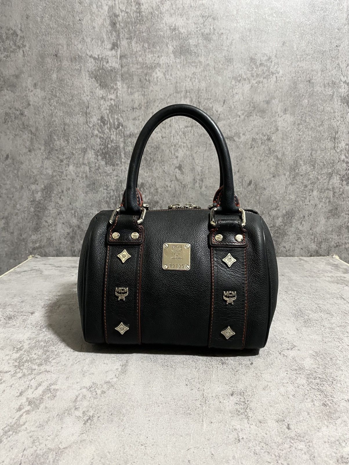 MCM MCM SMALL BOSTON BAG IN BLACK PEBBLED LEATHER Size ONE SIZE - 1 Thumbnail
