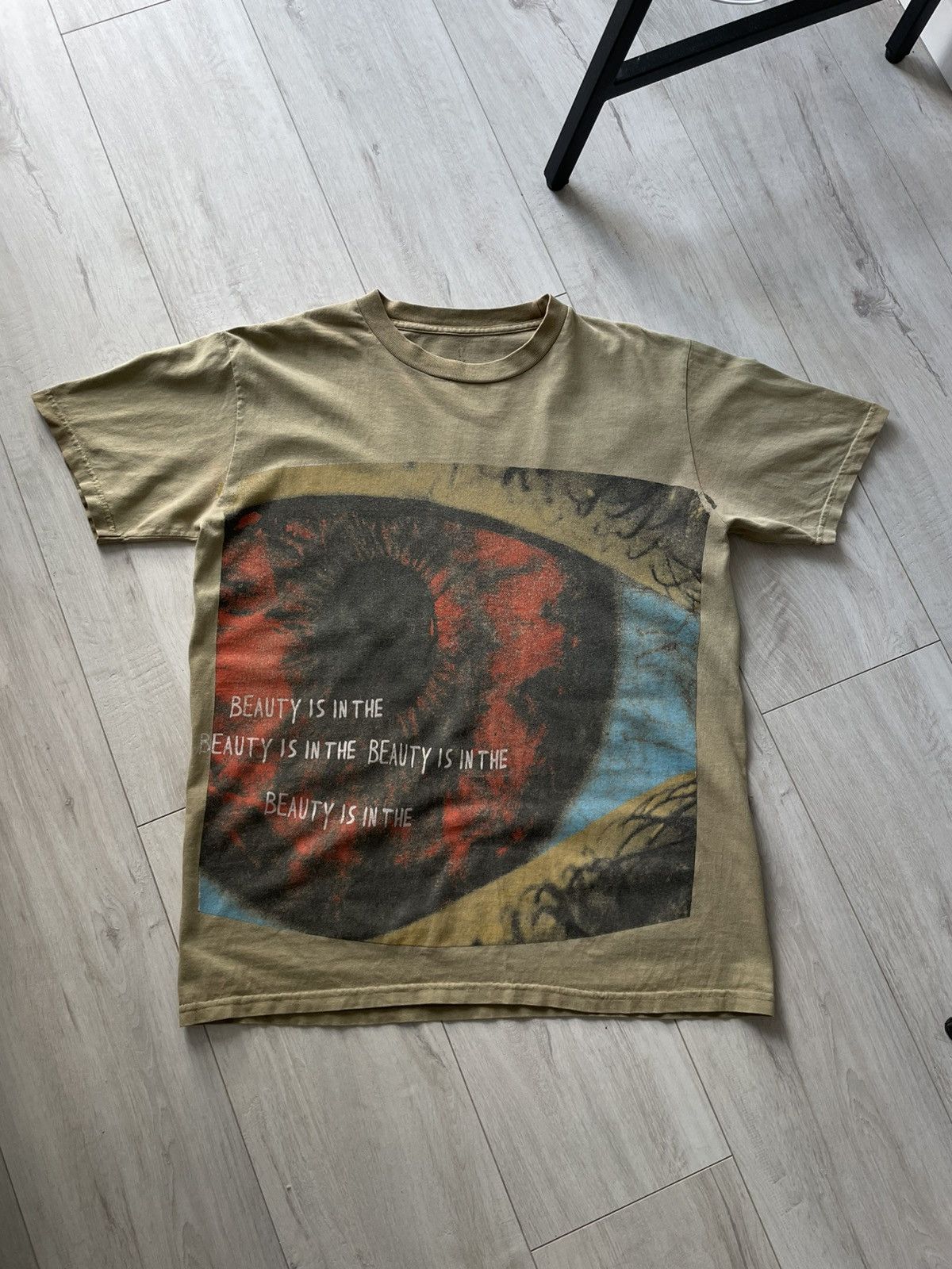 Travis Scott Travis Scott Astroworld Houston 2019 Eye T-Shirt Sun Fade Size US L / EU 52-54 / 3 - 1 Thumbnail