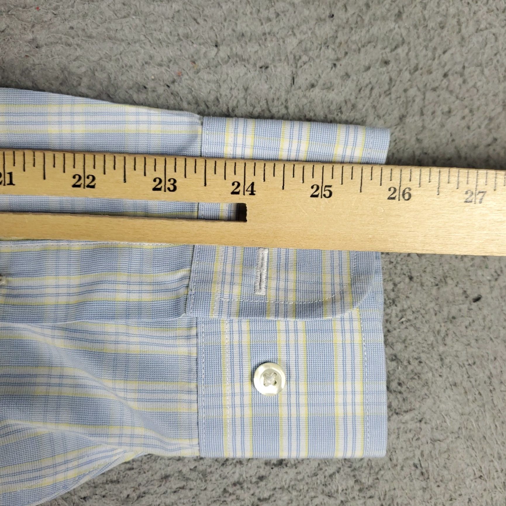 Brooks Brothers VINTAGE Brooks Brothers Men's Dress Shirt Size 15.5 Cotton Long Sleeve Blue Plaid Business Casual Formal Size 40R - 7 Thumbnail