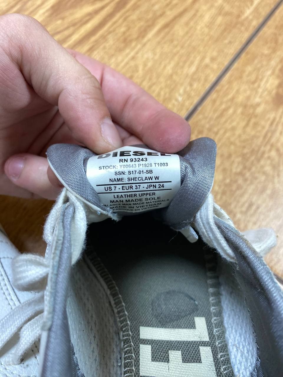Diesel Low-Top Sneakers Diesel Vintage white Streetwear Y2K Size US 5 / EU 37 - 14 Thumbnail