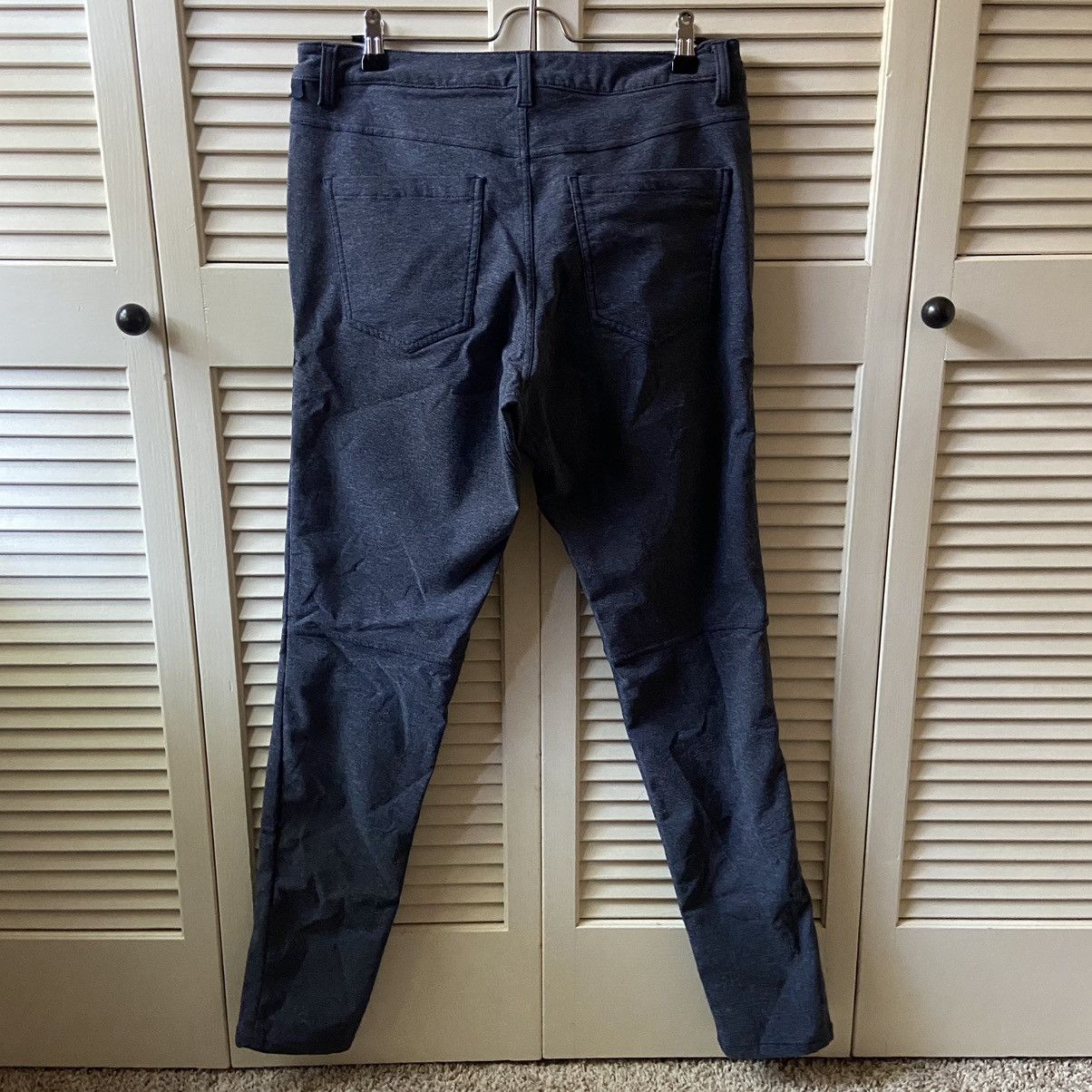 Lululemon LuluLemon ABC Pant Slim Fit Tech Canvas Heathered Deep Navy Size US 33 - 5 Thumbnail