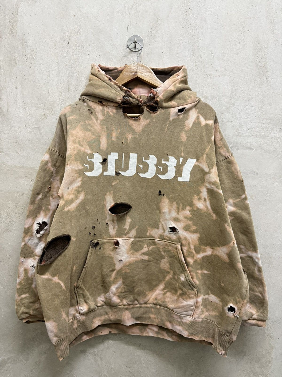 Stussy Thrashed 2000s Stussy Distressed Hoodie Size US L / EU 52-54 / 3 - 2 Thumbnail