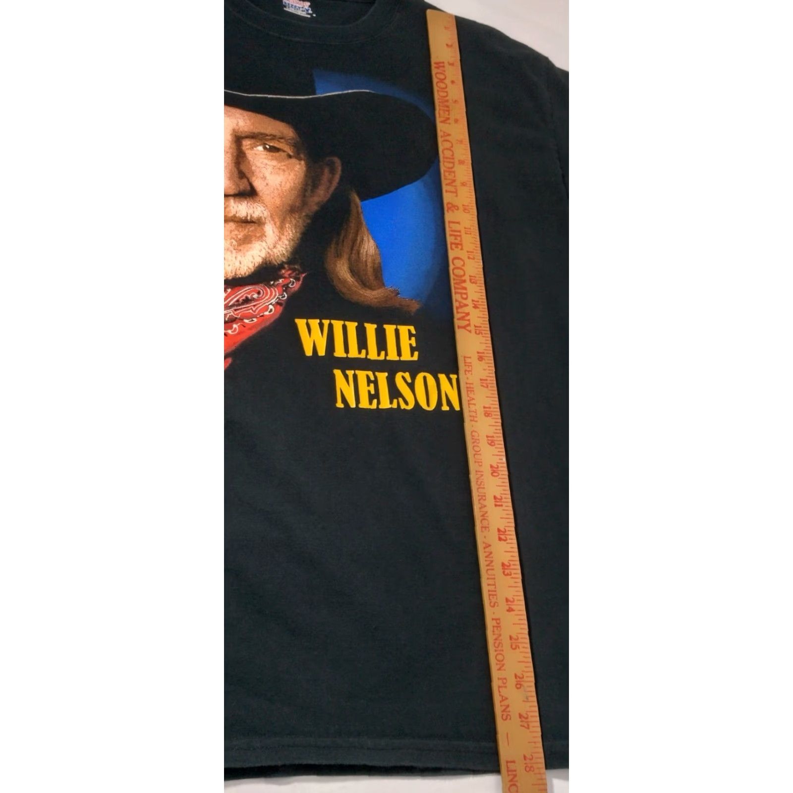 Hanes Willie Nelson Tour Shirt L Hanes Black Short Sleeve Cotton Crew Neck 2013 Country Music Double-Sided Mens T-Shirt Size US L / EU 52-54 / 3 - 6 Thumbnail