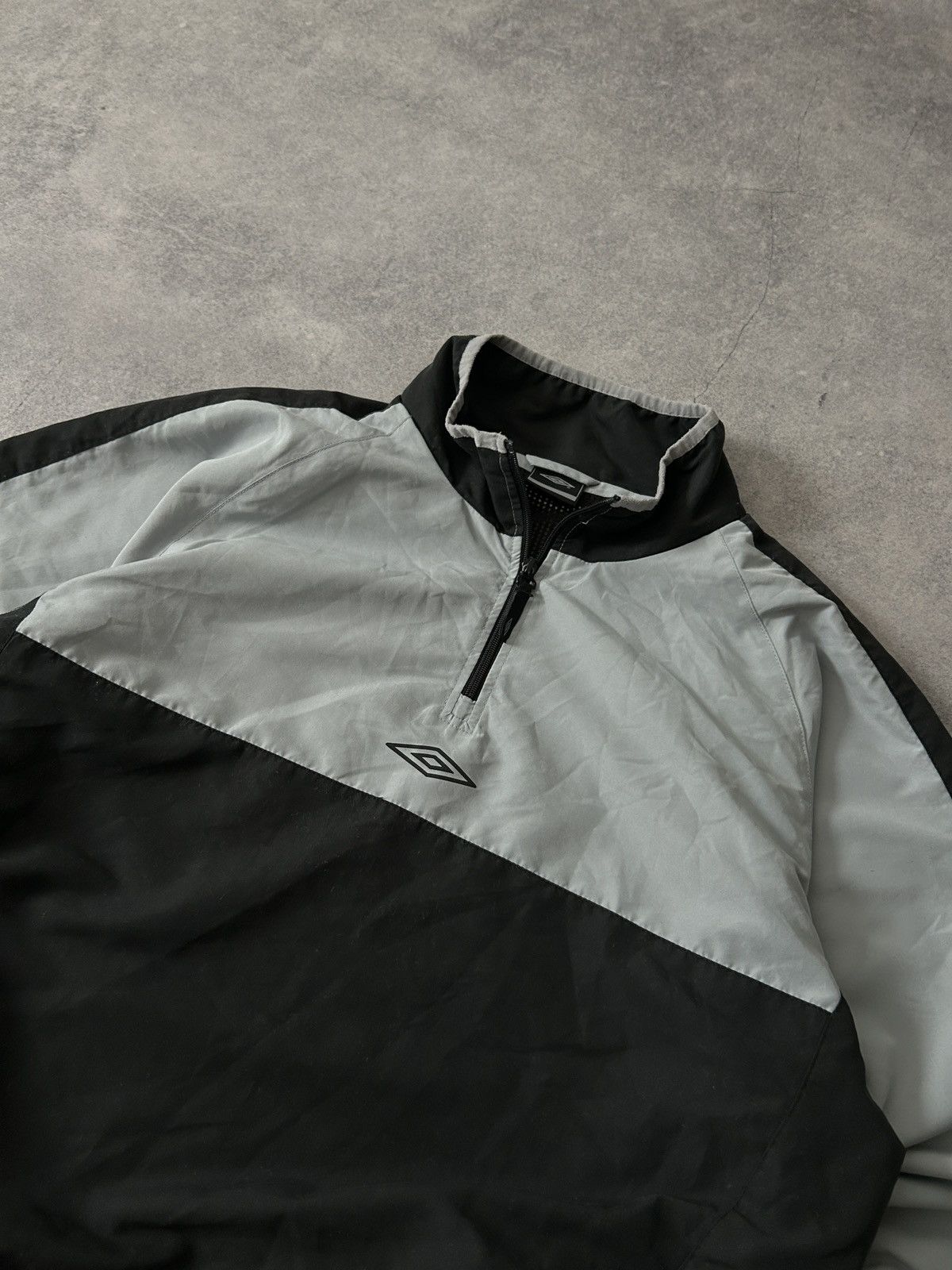 Umbro Vintage Umbro Nylons 1/4 zip sweatshirt Balenciaga style Size US L / EU 52-54 / 3 - 4 Thumbnail