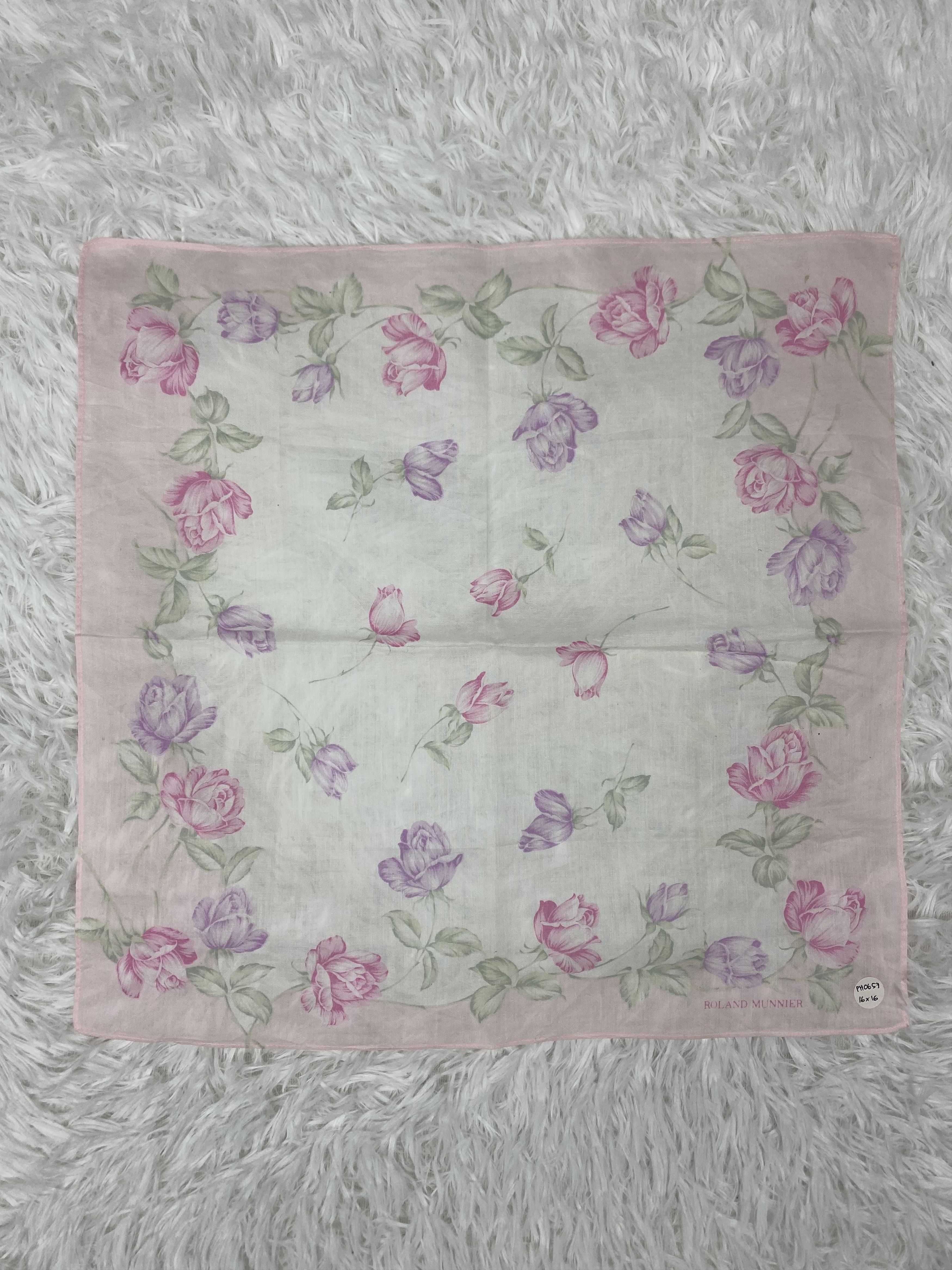 Vintage Vintage Roland Munnier Handkerchief PH0657 Size ONE SIZE - 3 Thumbnail