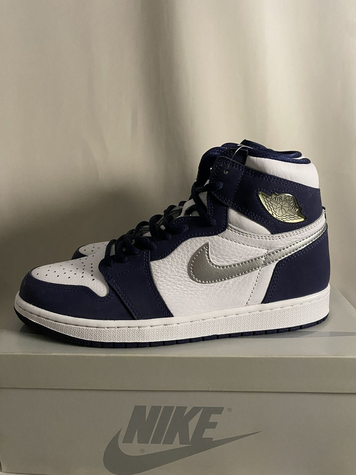 Jordan Brand × Nike Air Jordan 1 Retro High CO.JP Midnight Navy 2020 Size US 9.5 / EU 42-43 - 9 Thumbnail