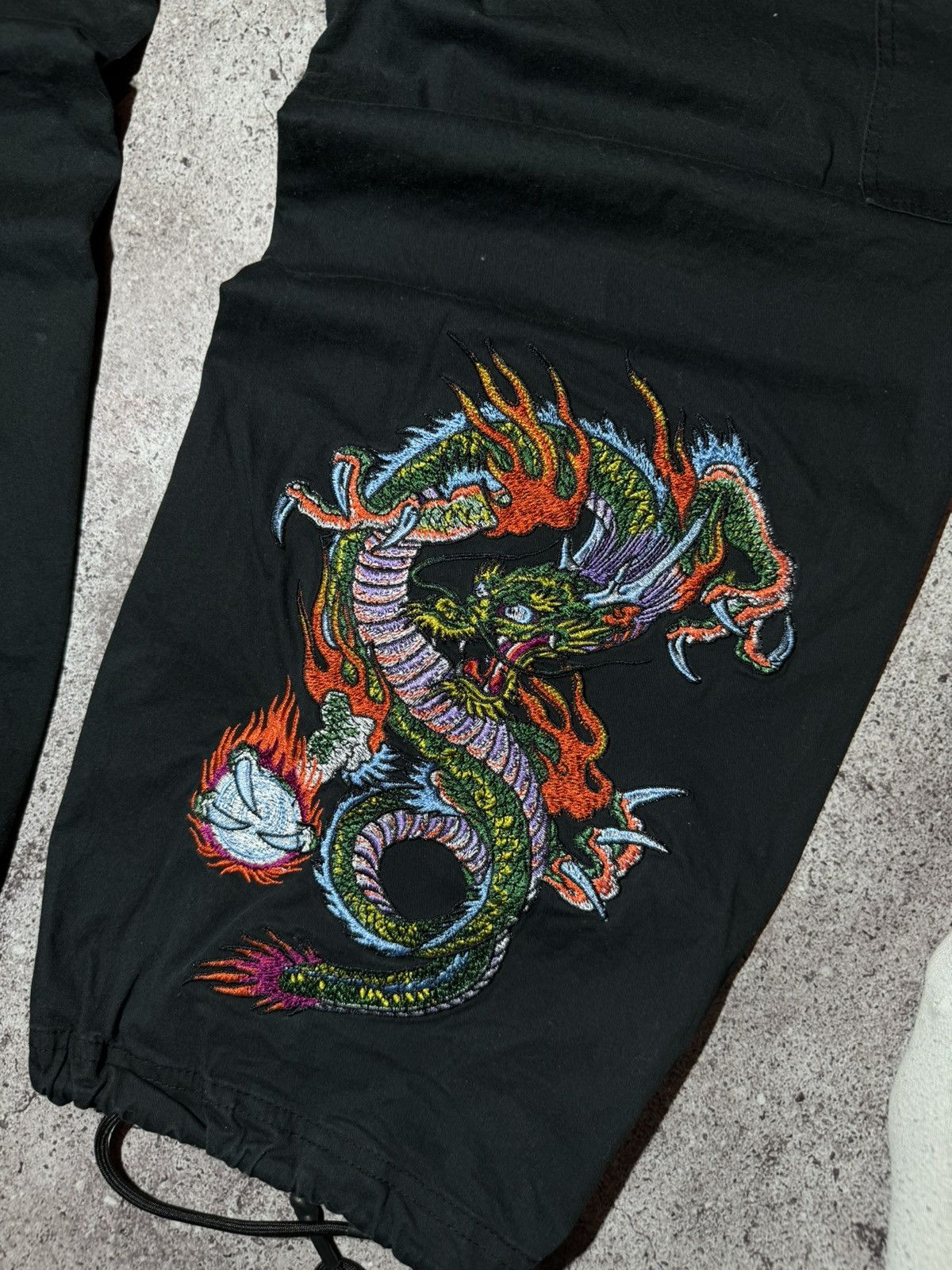 Christian Audigier × Ed Hardy × Vintage Ed Hardy Vintage big logo cargo pants Size US 30 / EU 46 - 4 Thumbnail