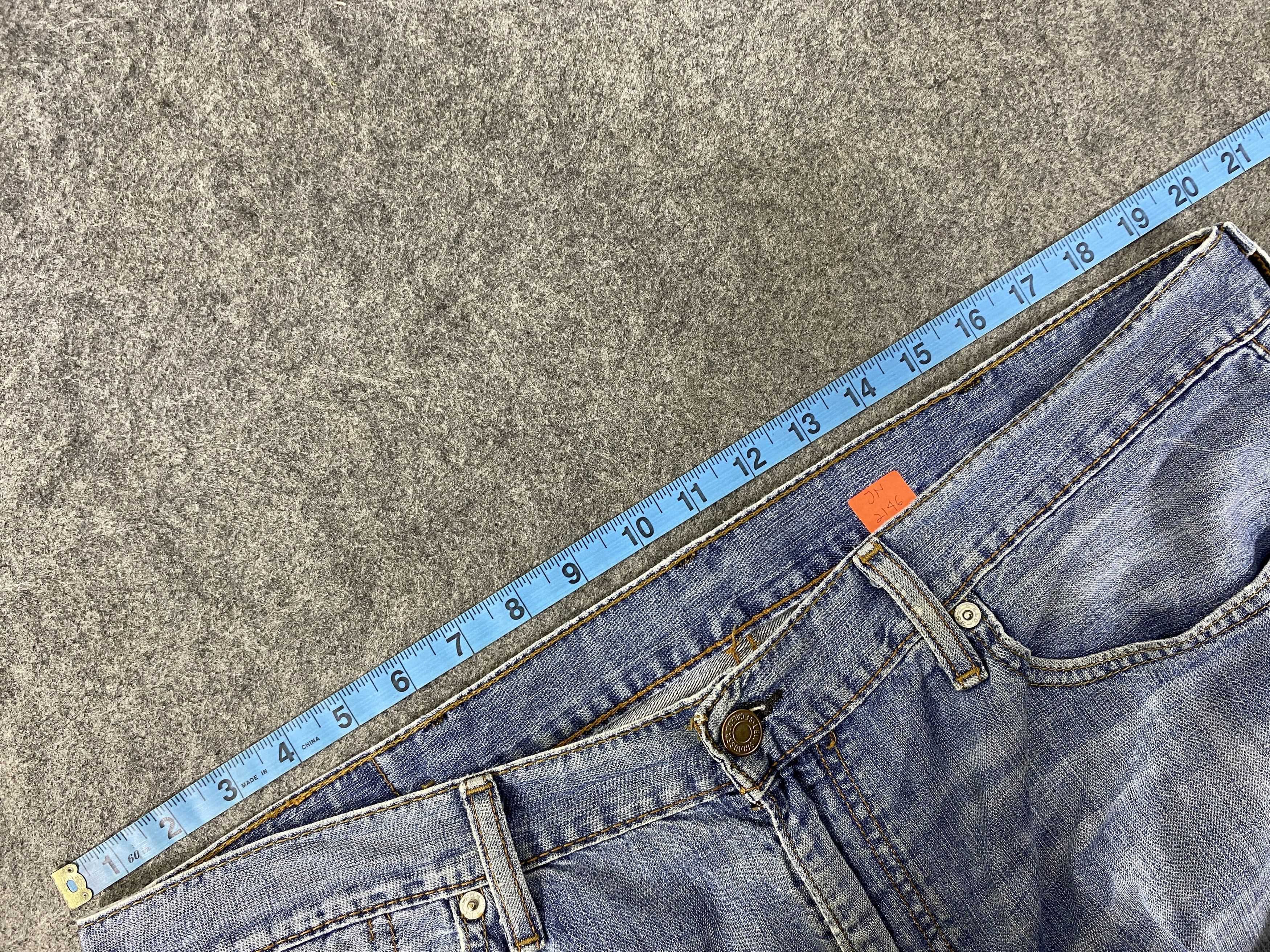 Japanese Brand Light Wash Vintage Levi's 505 Jeans 40x32 Denim JN2146 Size US 40 / EU 56 - 5 Thumbnail