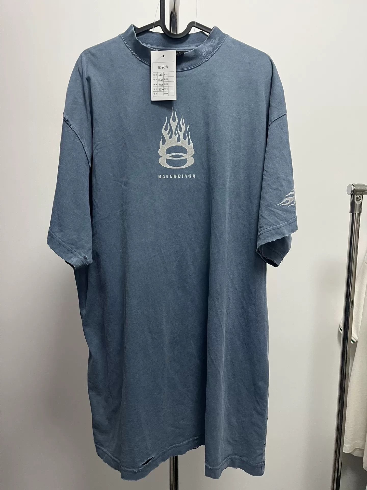 Balenciaga Balenciaga Blue Flame Short Sleeve T-Shirt Size US L / EU 52-54 / 3 - 1 Thumbnail