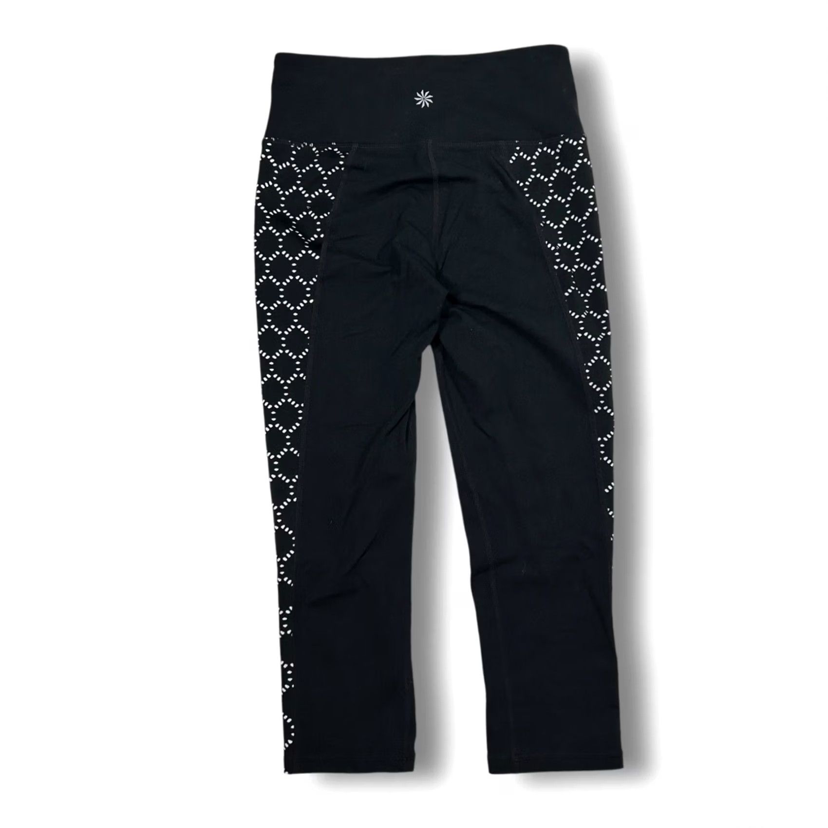 Athleta Athleta High Rise Mosaic Chaturanga Crop Leggings Black Eyelet Athletic XS Women Size 26" / US 2 / IT 38 - 2 Thumbnail