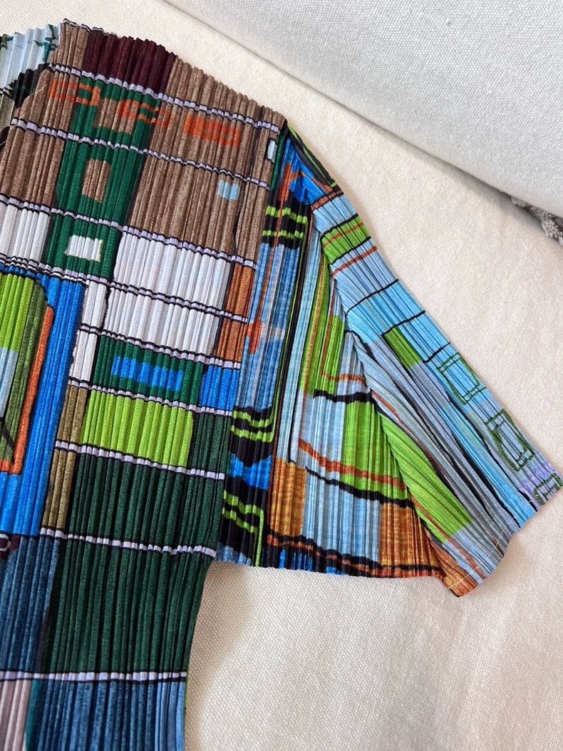 Issey Miyake Issey Miyake size:3 Brown, green and blue color-blocked to Size XS / US 0-2 / IT 36-38 - 2 Thumbnail