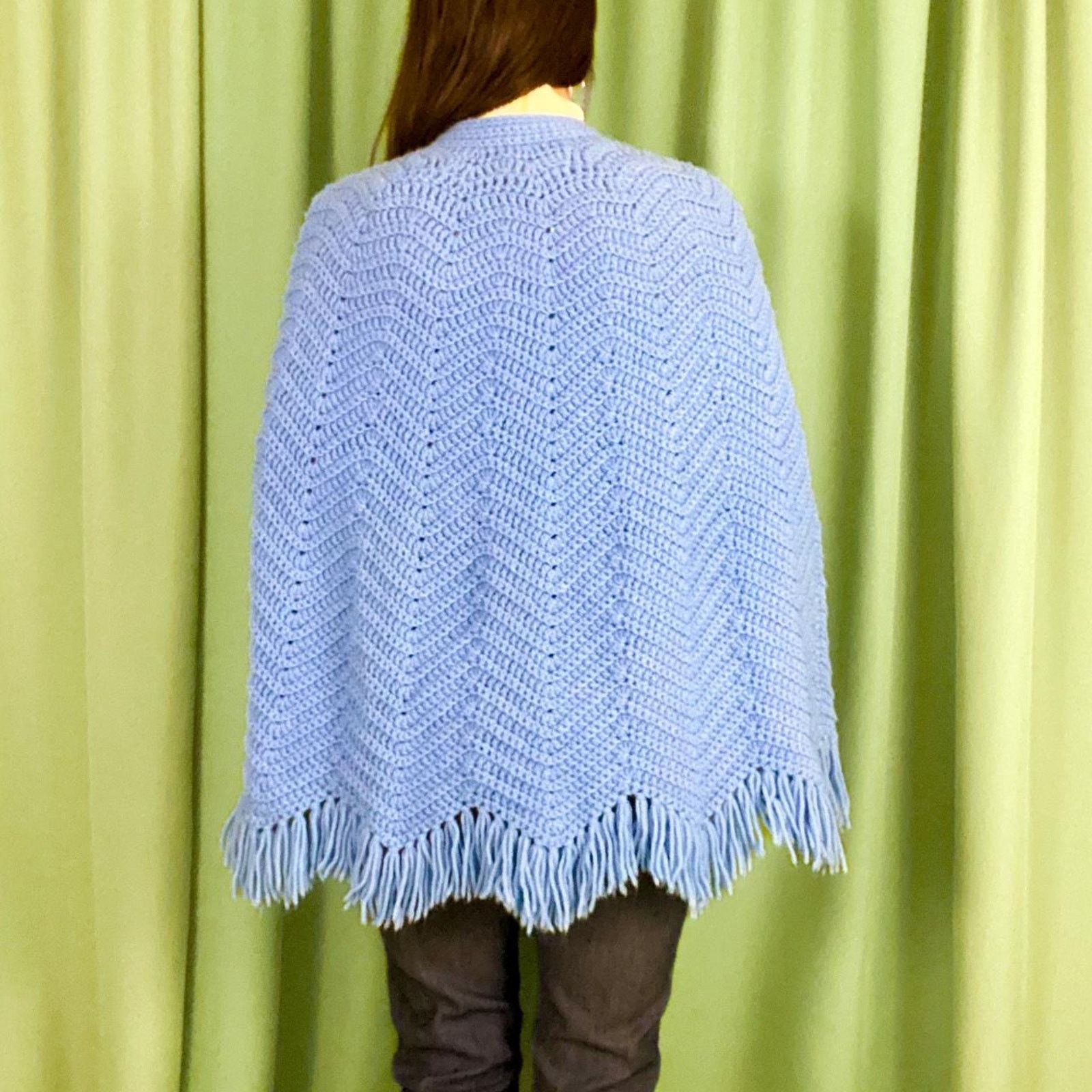 Vintage 70s Vintage Periwinkle Blue Chevron Knit Mock Neck Poncho Size 42" / US 20 - 4 Thumbnail