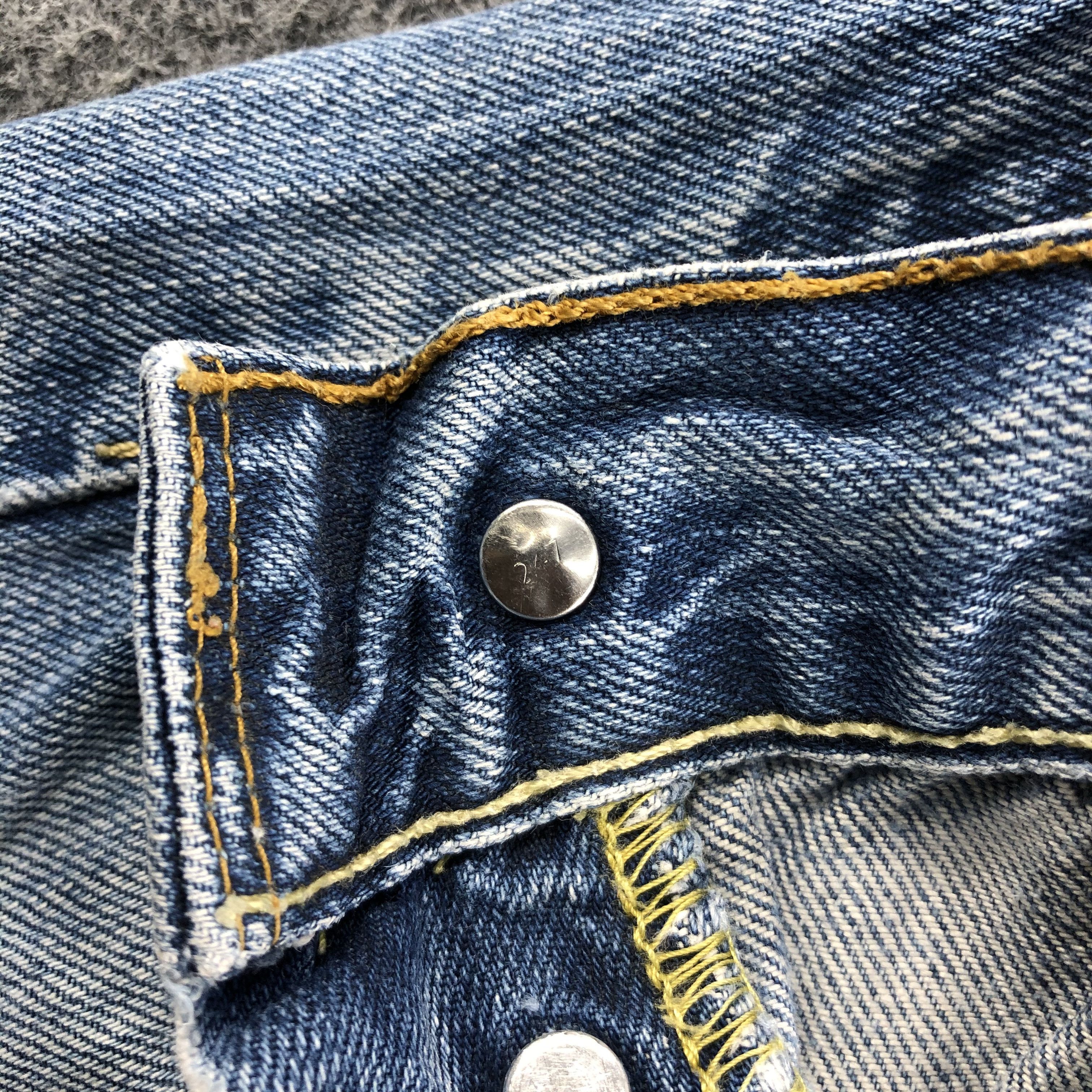 Levi's Vintage Light Wash Levis 501 Jeans-JM857 Size US 30 / EU 46 - 9 Thumbnail