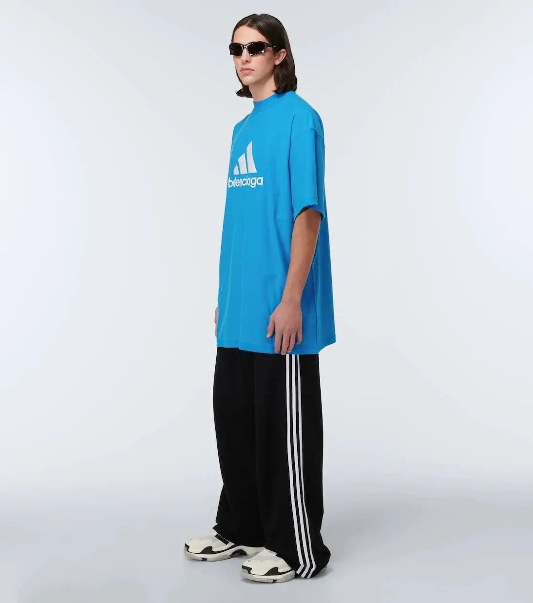 Adidas × Balenciaga o1w1db10824 T-Shirt Oversized in Blue Size US M / EU 48-50 / 2 - 6 Thumbnail