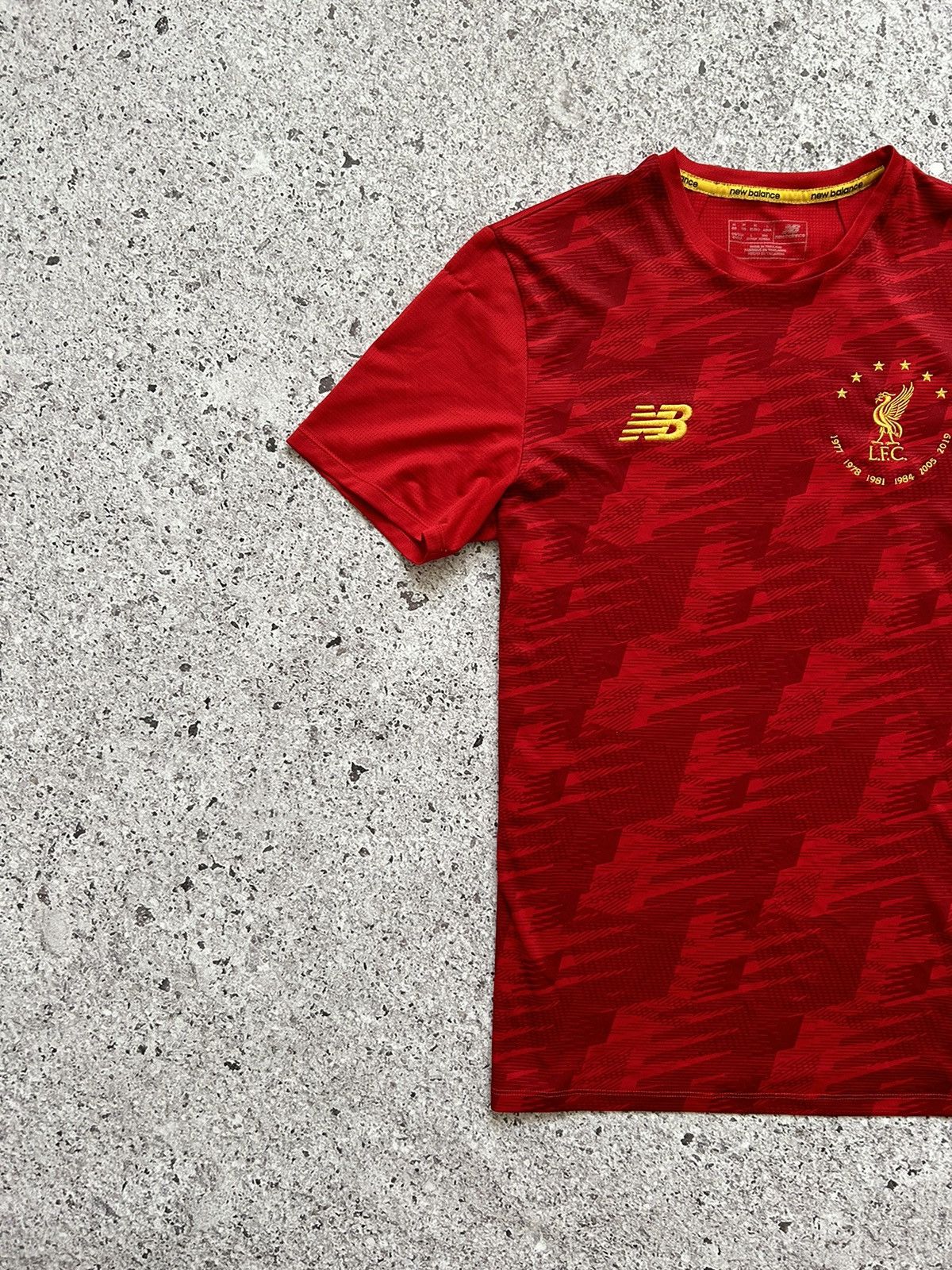 New Balance × Vintage New Balance Liverpool 2019 2020 Football Soccer Jersey Size US M / EU 48-50 / 2 - 3 Thumbnail