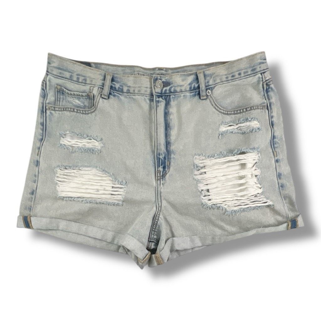 American Eagle Outfitters American Eagle Distressed Denim Jean Mom Shorts Size 16 Size 38" / US 16 / IT 52 - 1 Thumbnail