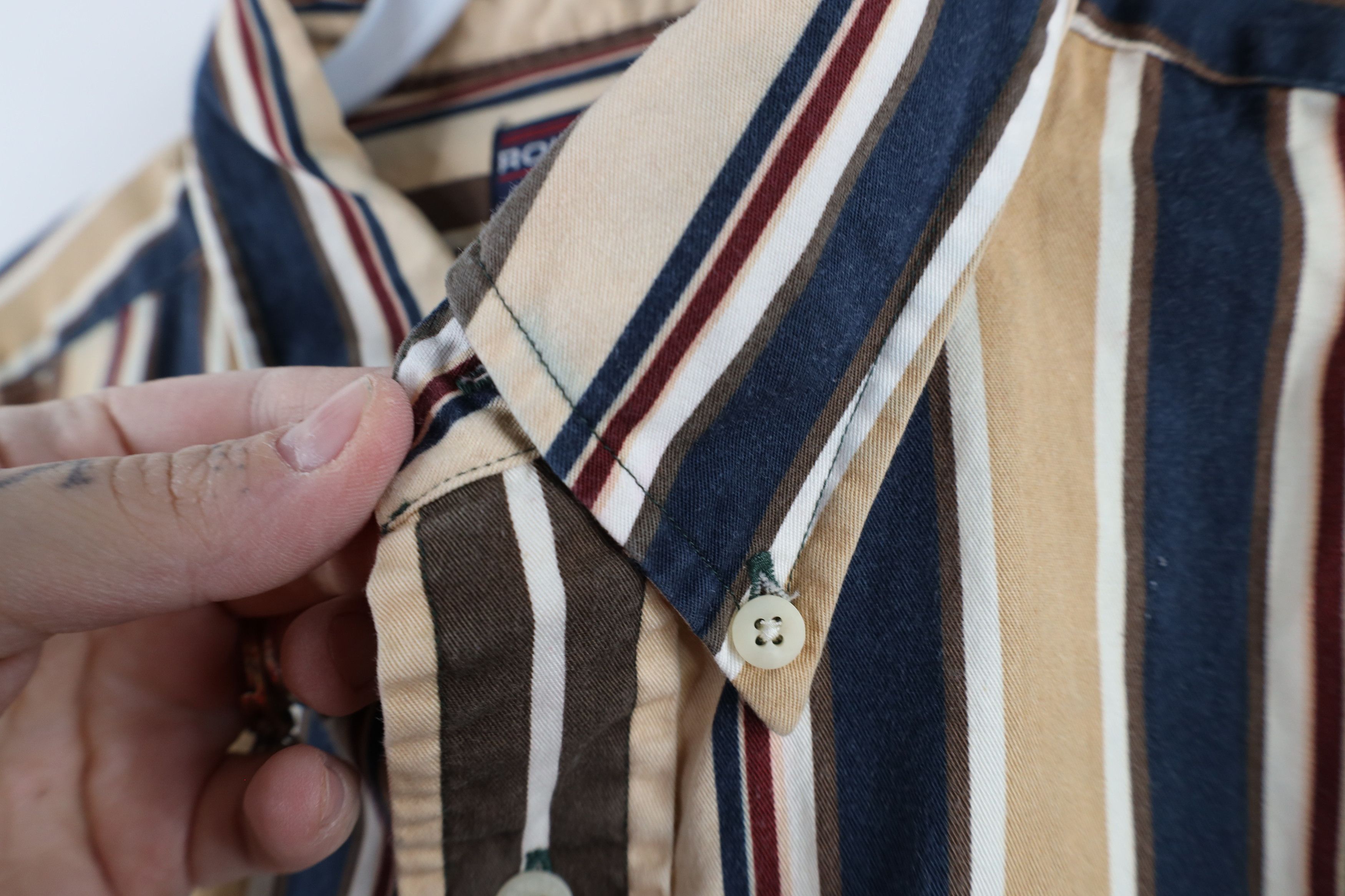 Vintage Vintage 90s Streetwear Striped Collared Button Down Shirt Size US XL / EU 56 / 4 - 6 Thumbnail