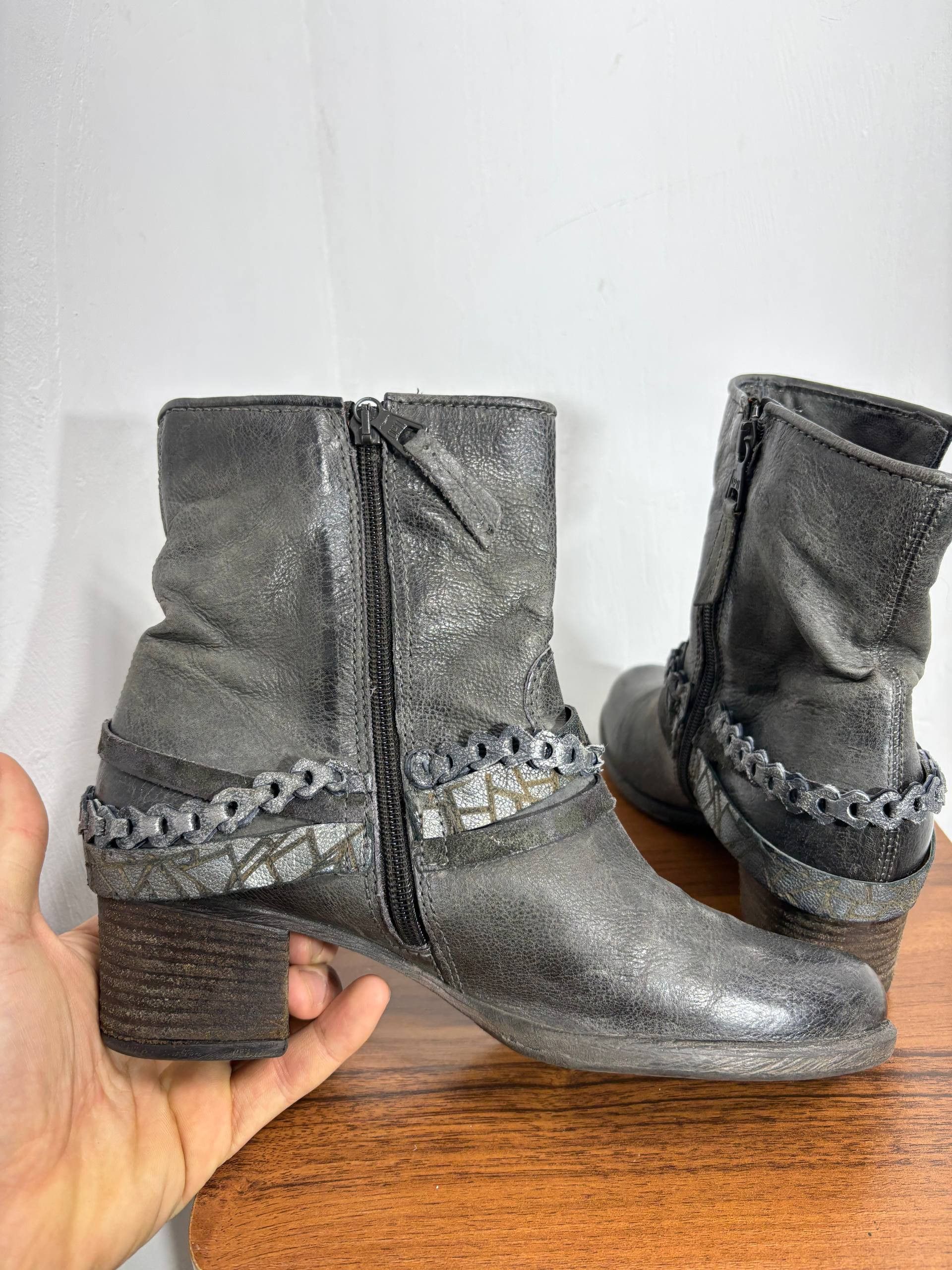 A.S.98 RARE AS 98 GUIDI style! fade Ankle Archive Leather Boots Size US 7 / IT 37 - 6 Thumbnail