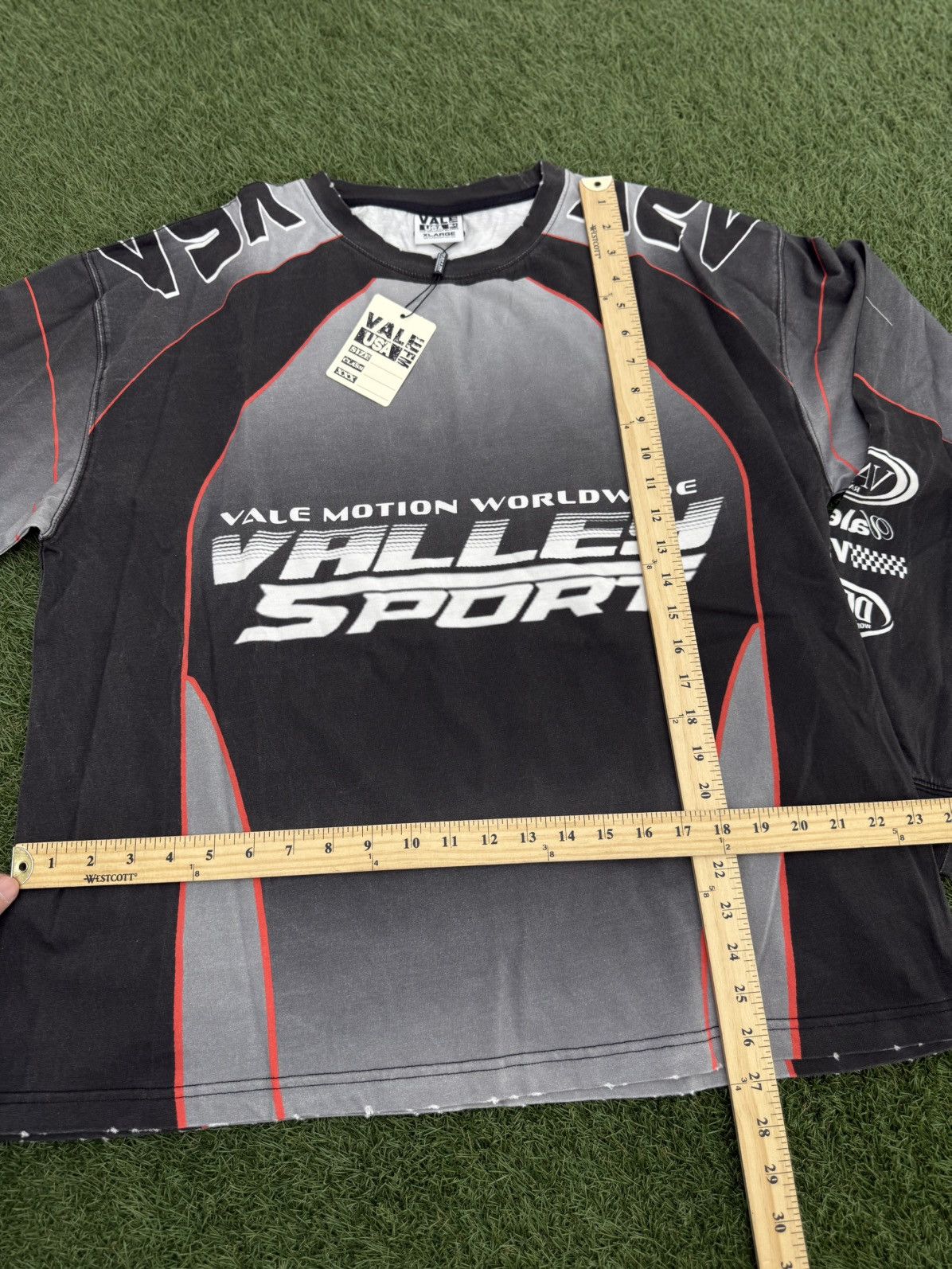 Vale Valley Dreams Racing Long Sleeve Tee Size (XL) NEW Size US XL / EU 56 / 4 - 6 Thumbnail