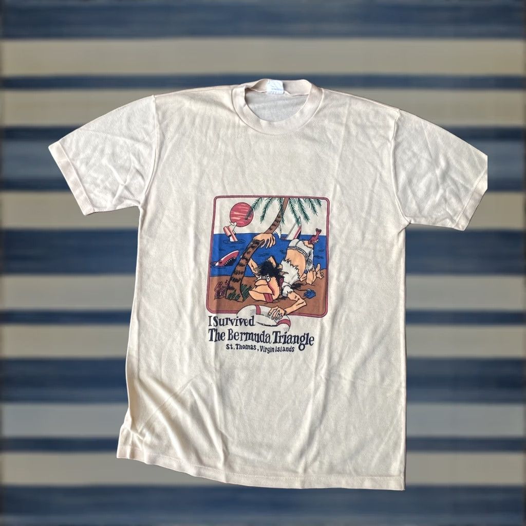 Triangl VINTAGE I Survived The Bermuda Triangle Comedy T-Shirt XL Single Stitch Shirt Mens 80s Crew Neck Short Sleeve Cotton Polyester Cream Size US L / EU 52-54 / 3 - 1 Thumbnail